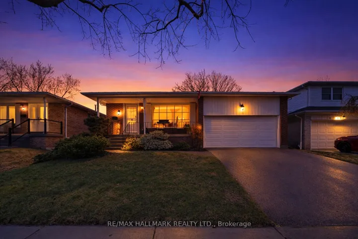 100  Charlottetown  Boulevard, Toronto E10, ON M1C 2C8