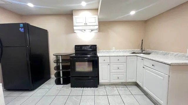 Property For Lease | E13011550