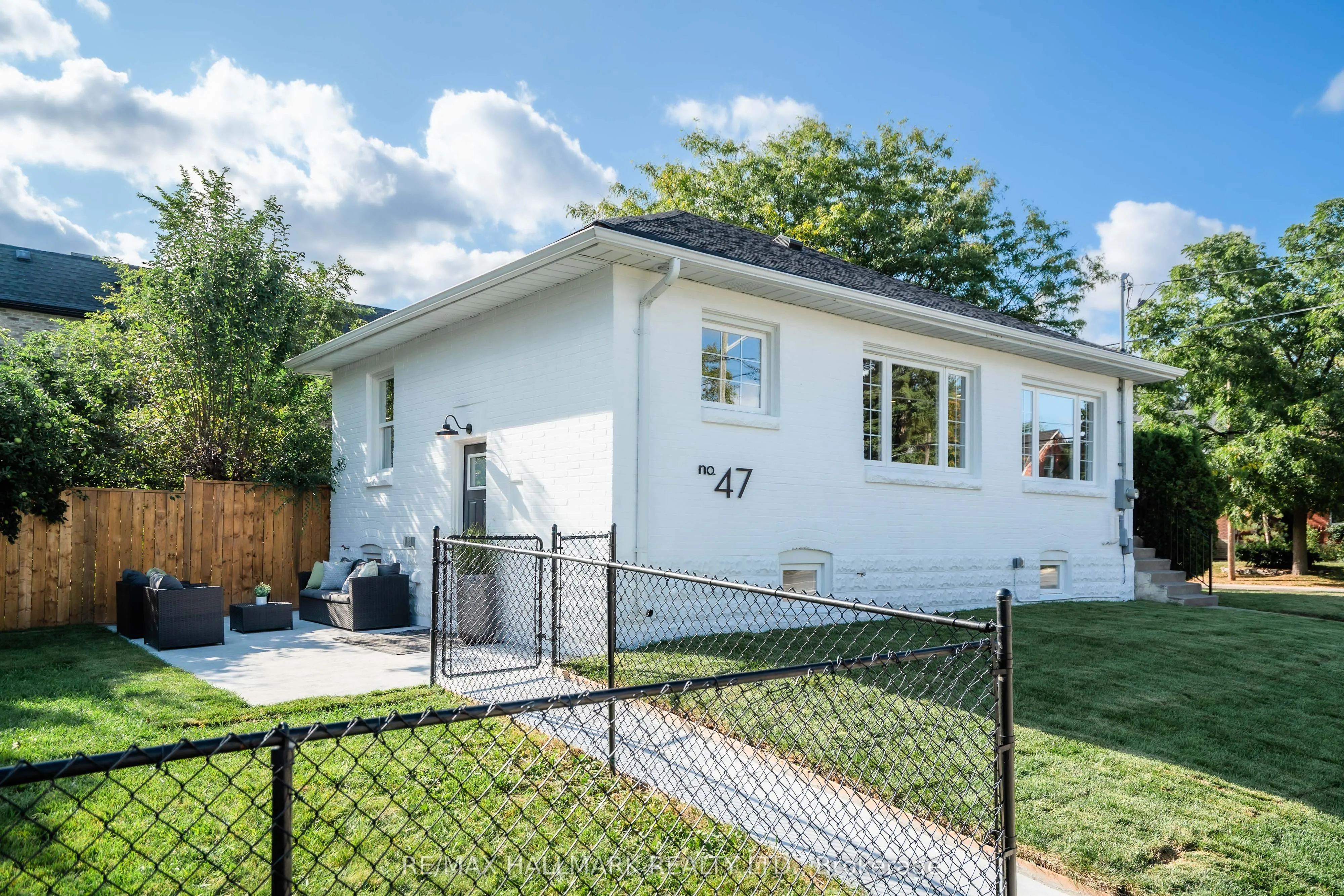 Detached Home For Lease | E13025658