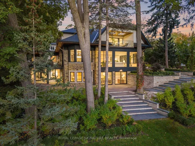 8  Crown Park  Road, Toronto E02, ON M4E 1J9