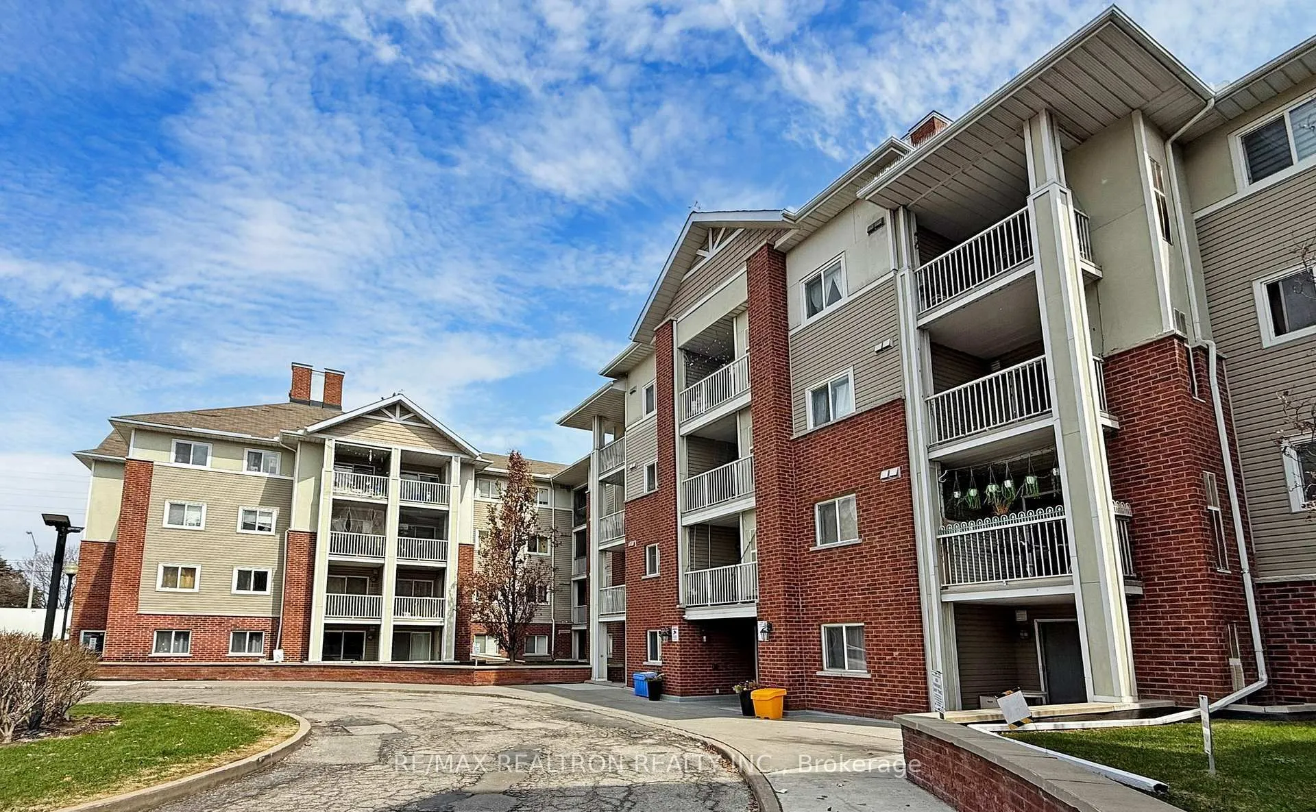Property For Lease | E13039428