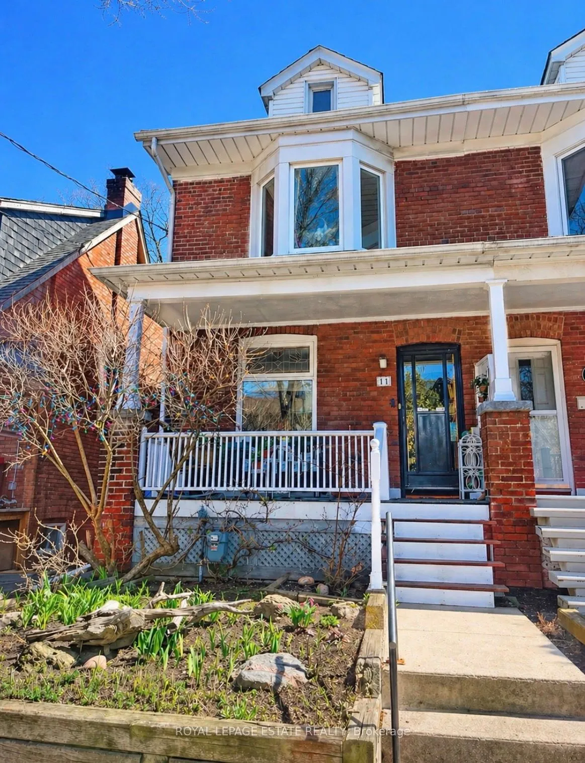 Semi-Detached Home For Lease | E13054032