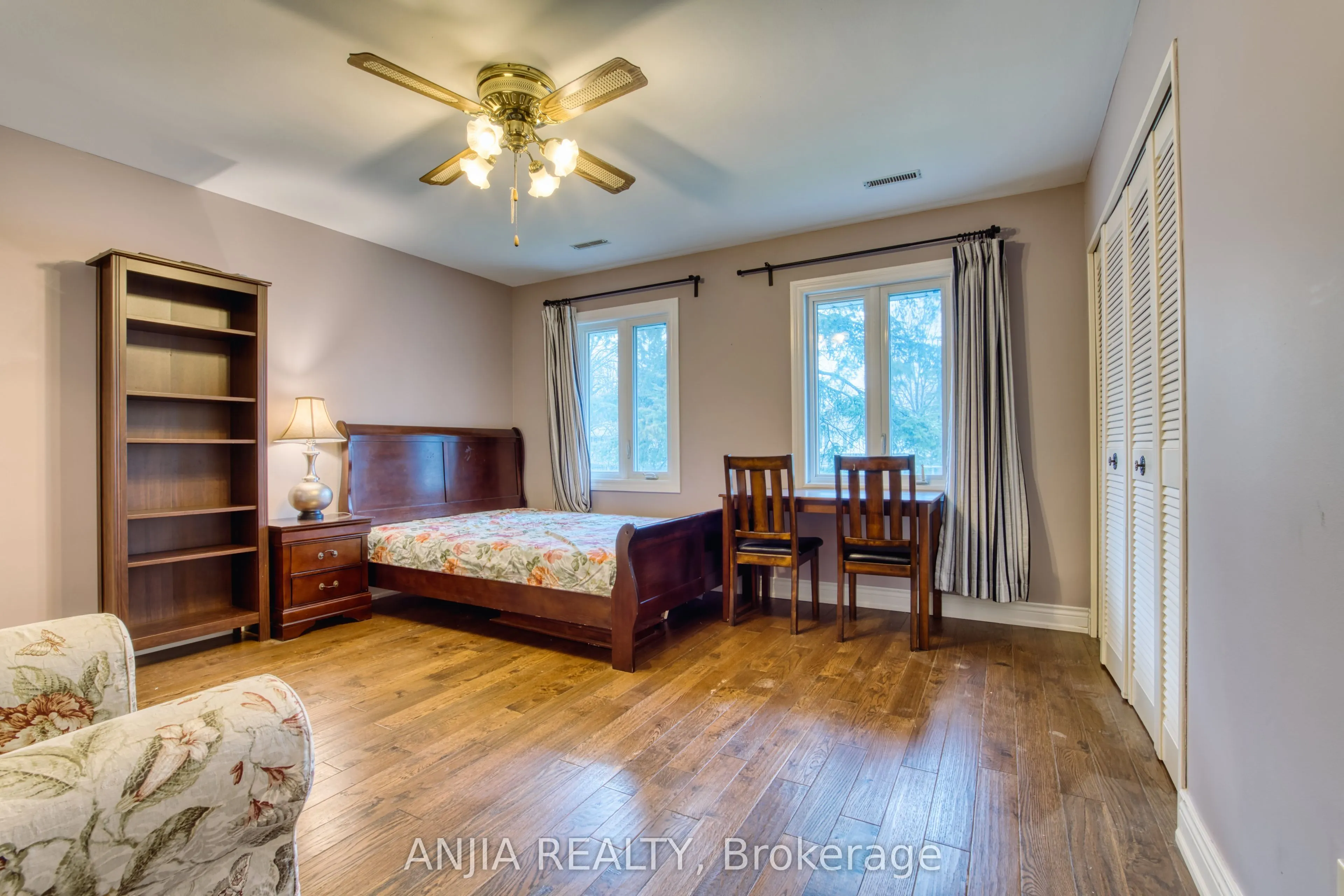 Detached Home For Lease | E13067260