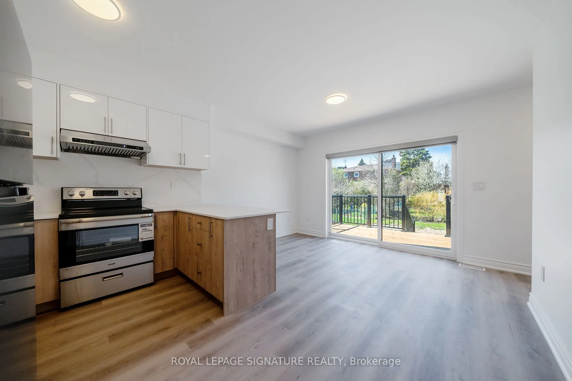 Property For Lease | E13071838