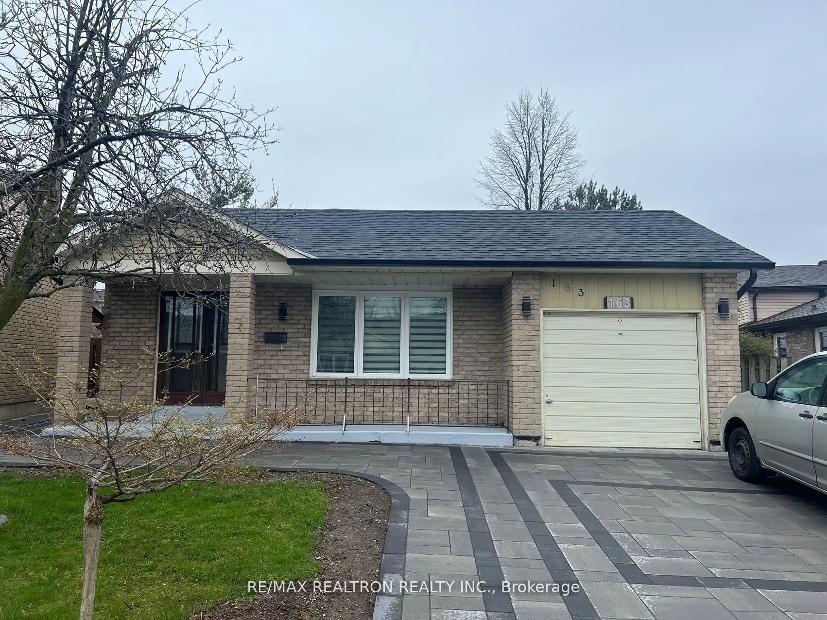Detached Home For Lease | E13073468