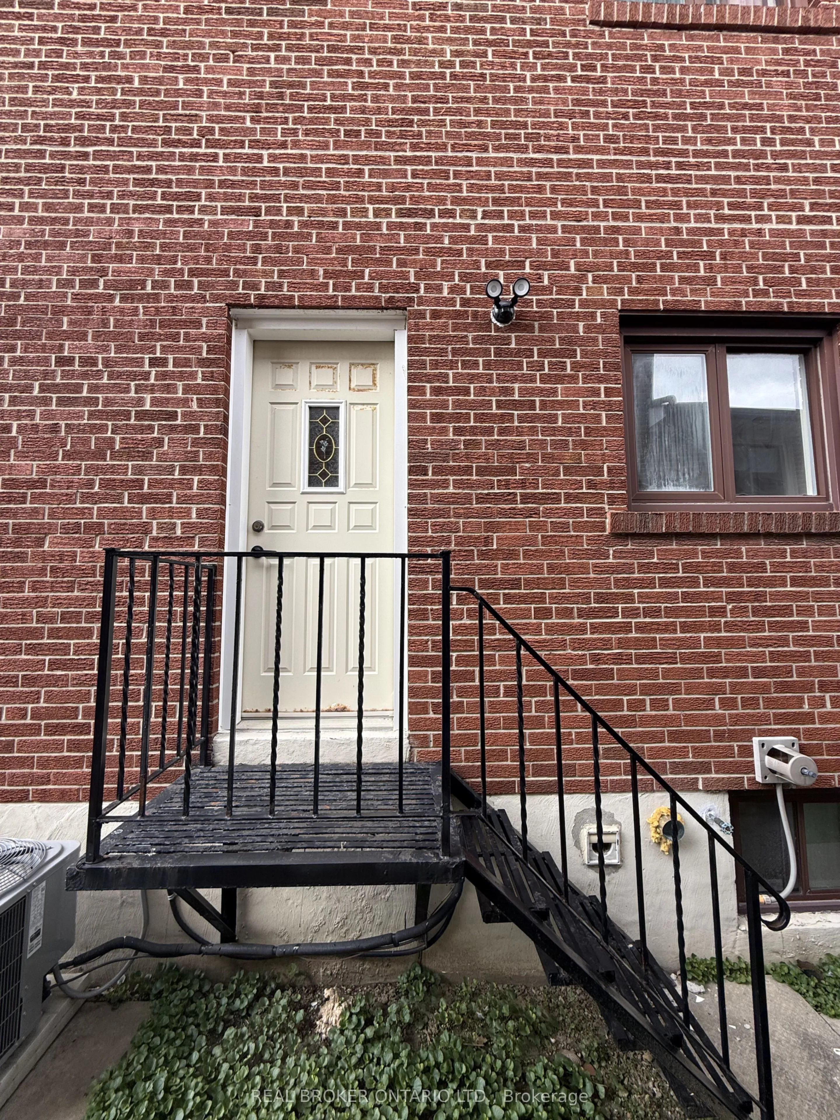 Semi-Detached Home For Lease | E13074214