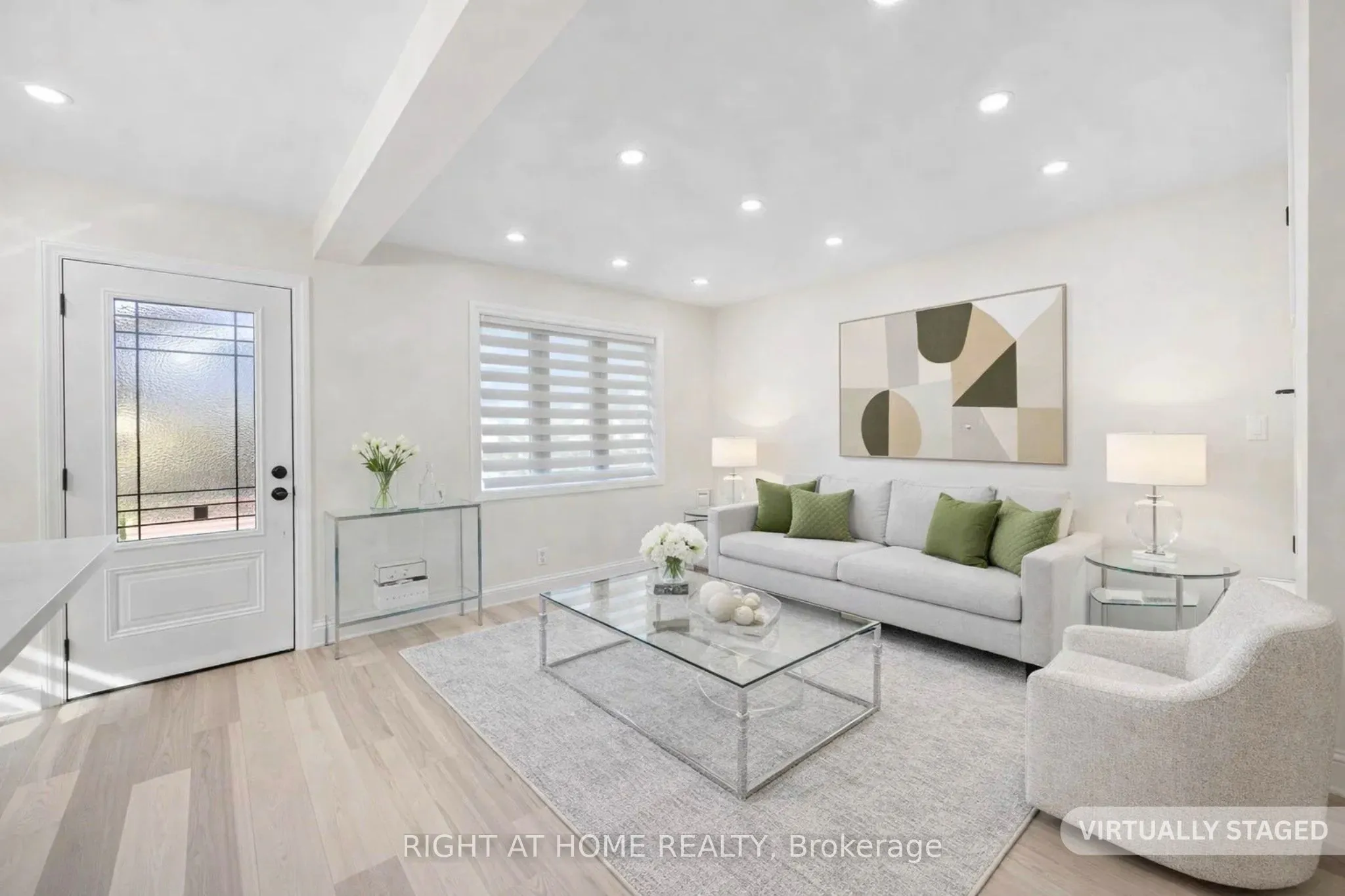 Detached Home For Lease | E13076888