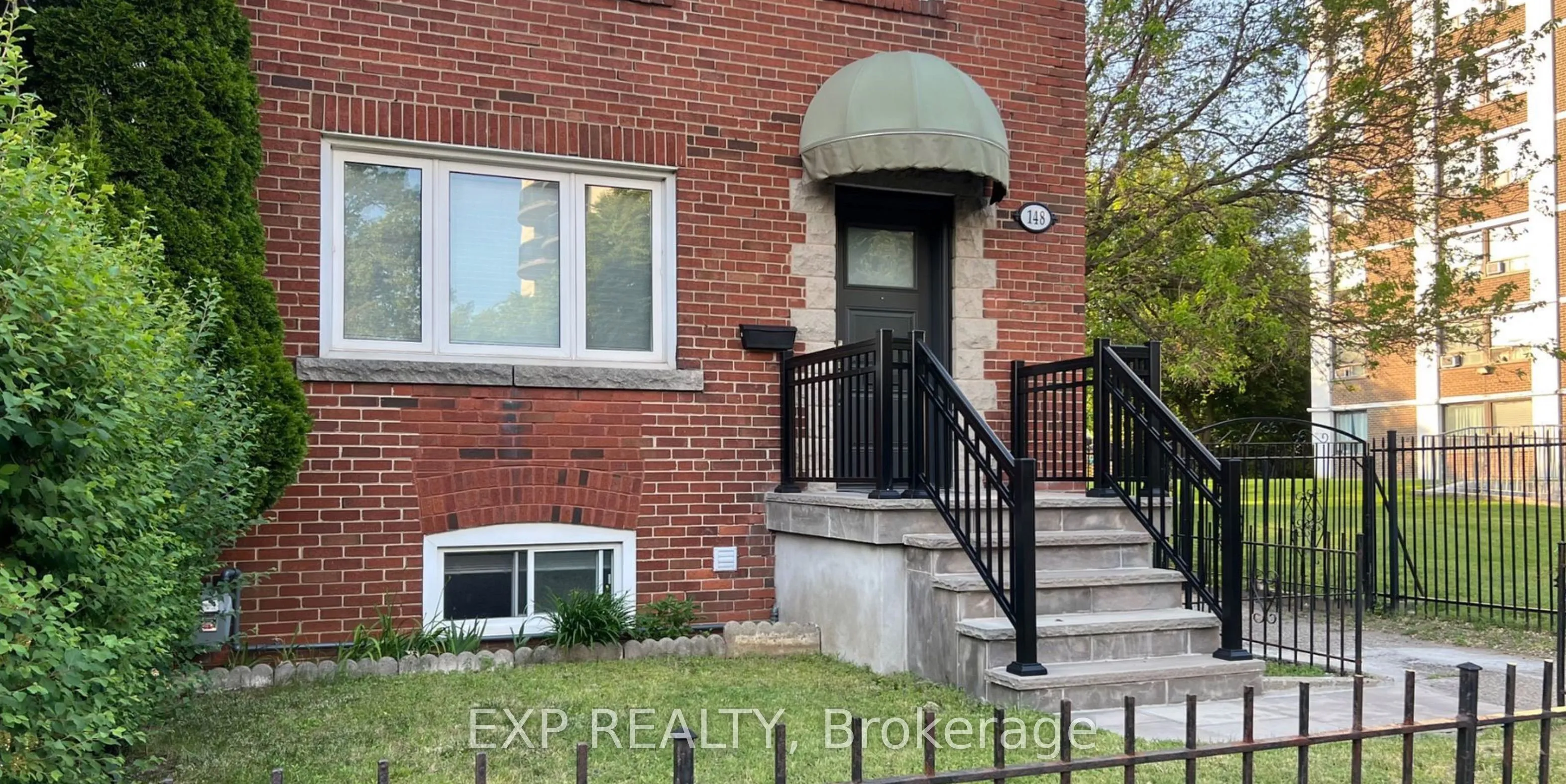 Detached Home For Lease | E13094138