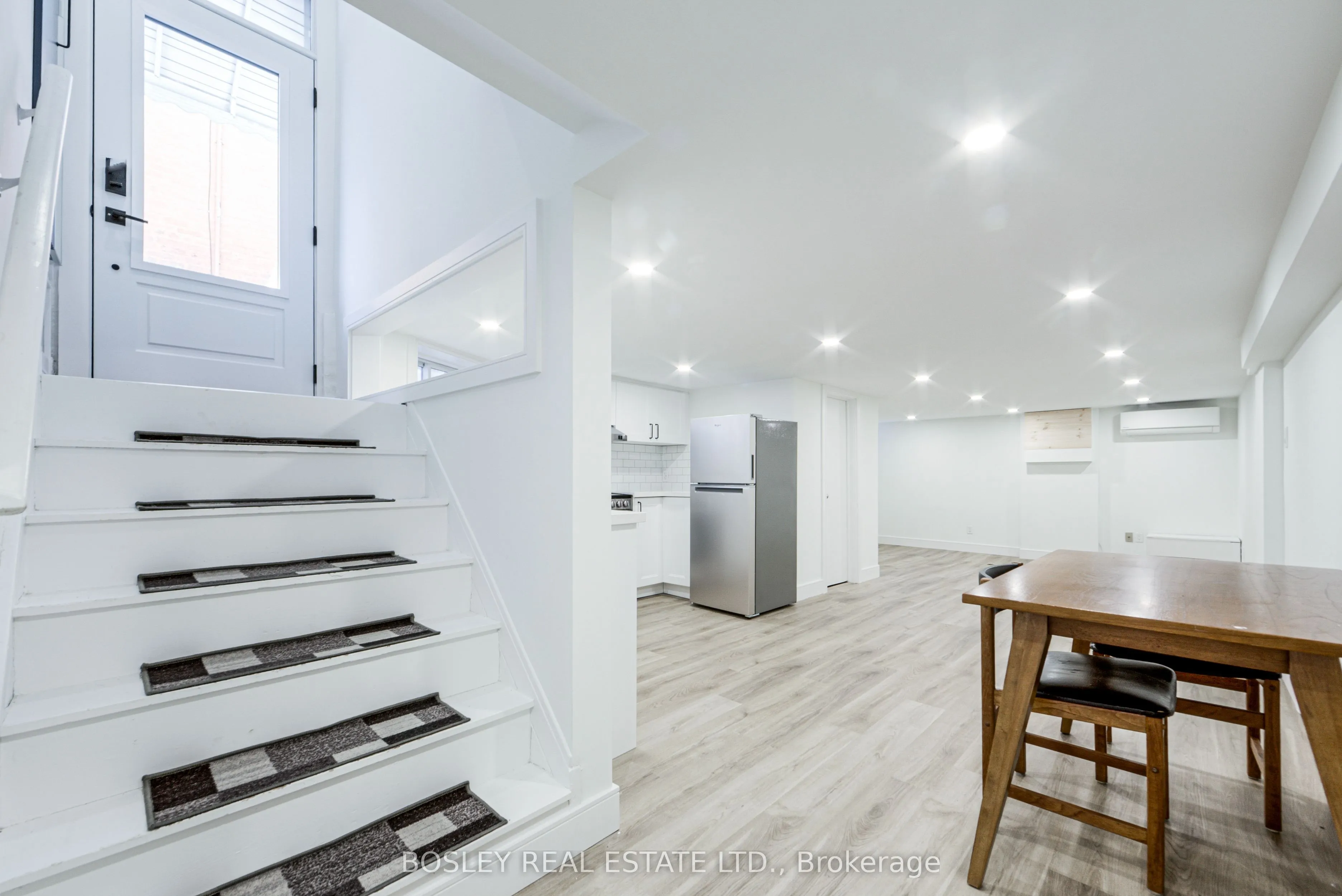 Semi-Detached Home For Lease | E13097982