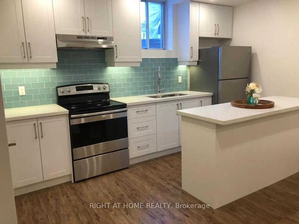 Semi-Detached Home For Lease | E13099294