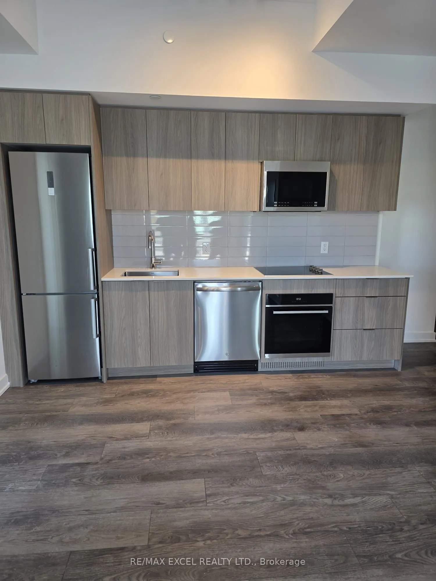 Property For Lease | E13104800