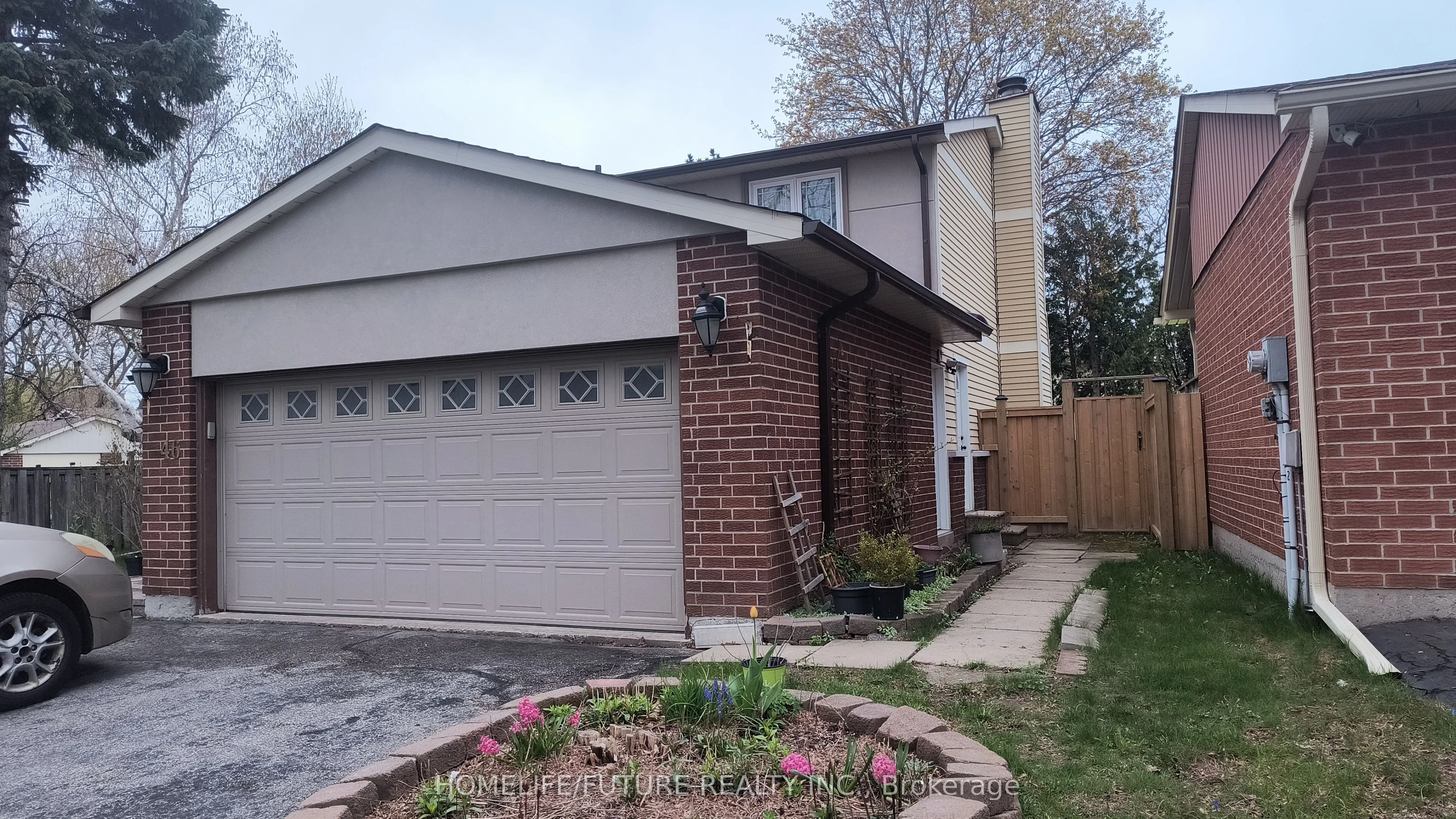 Detached Home For Lease | E13104930