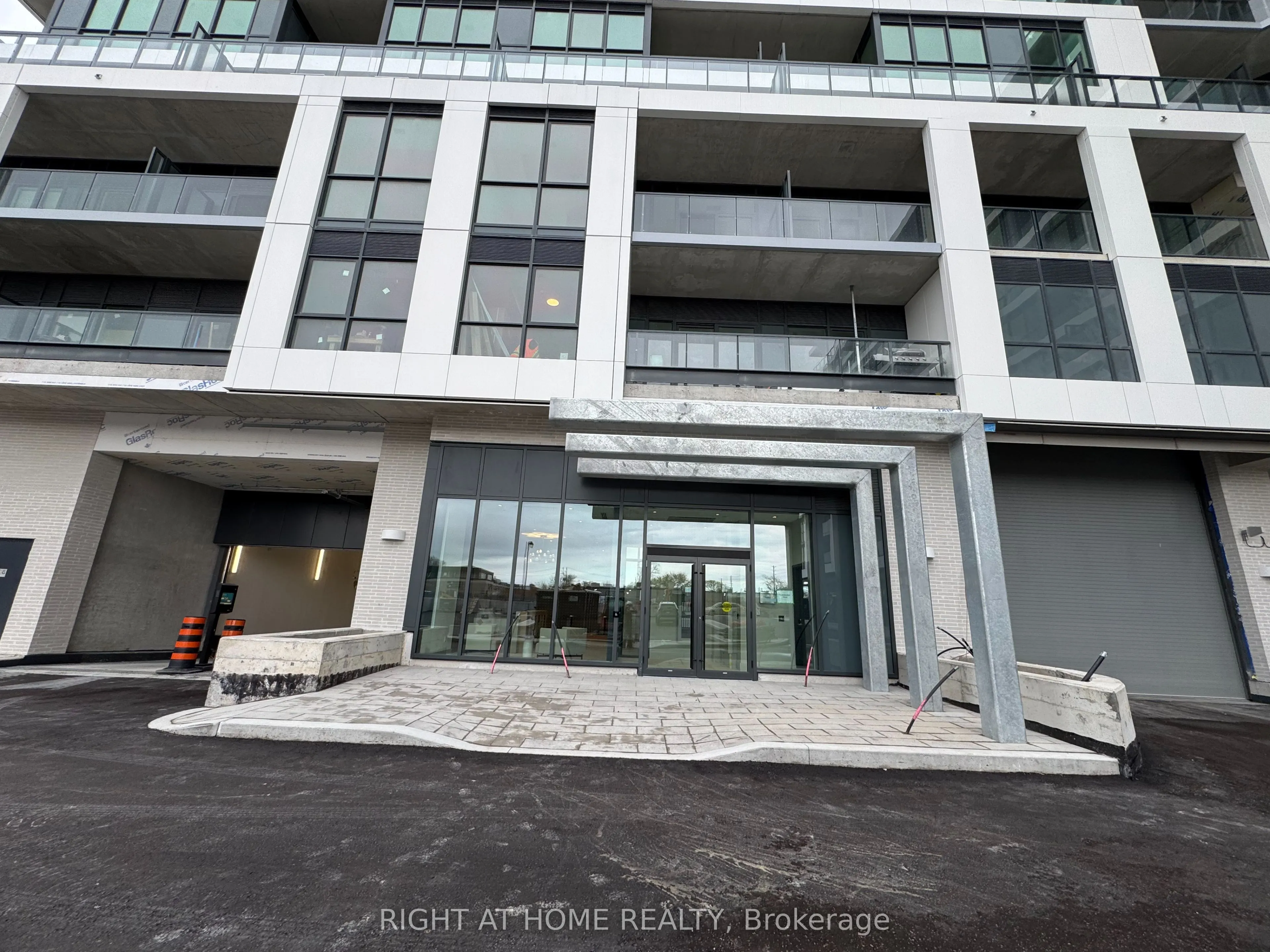 Property For Lease | E13108778