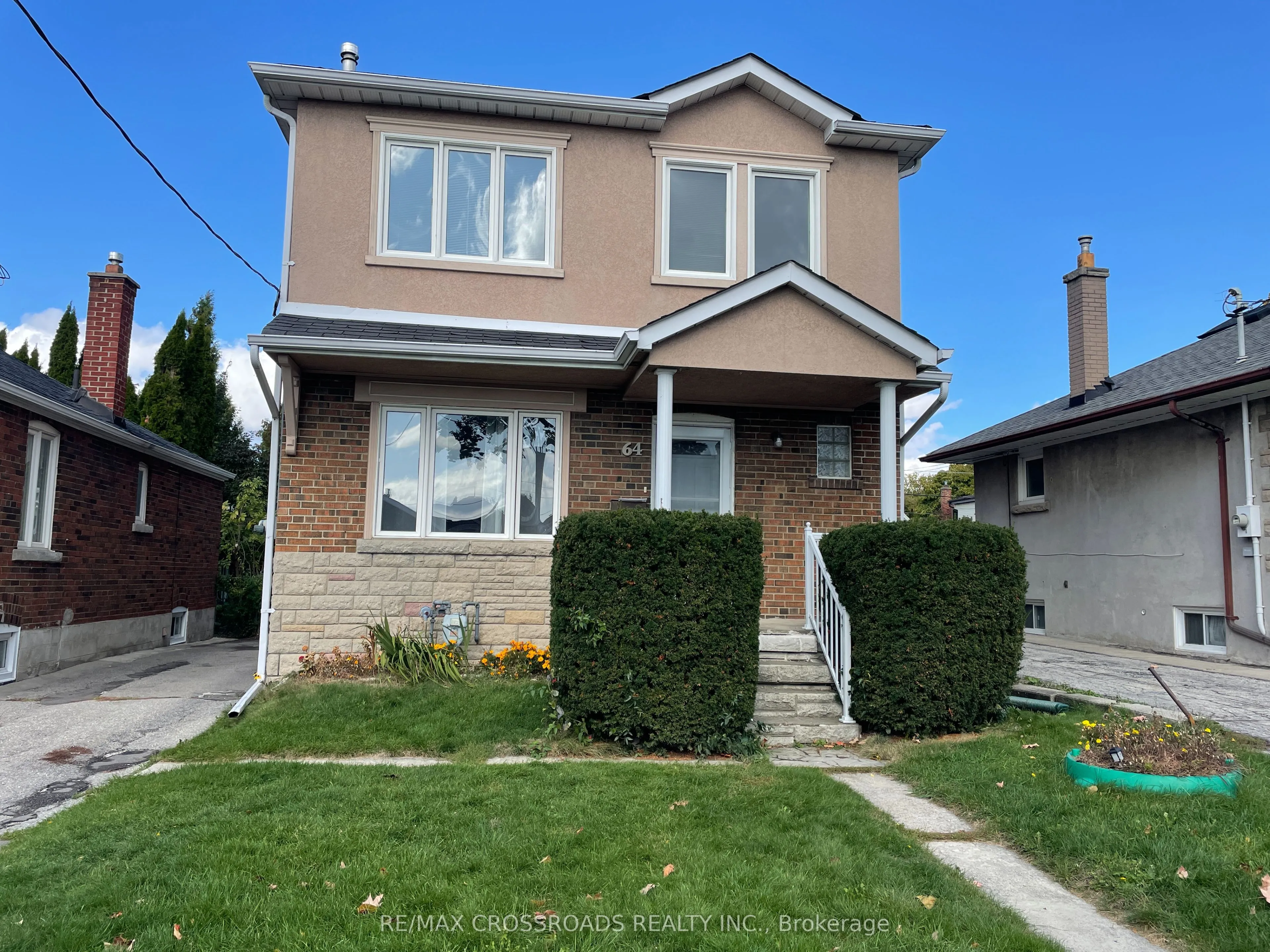 Detached Home For Lease | E13109026