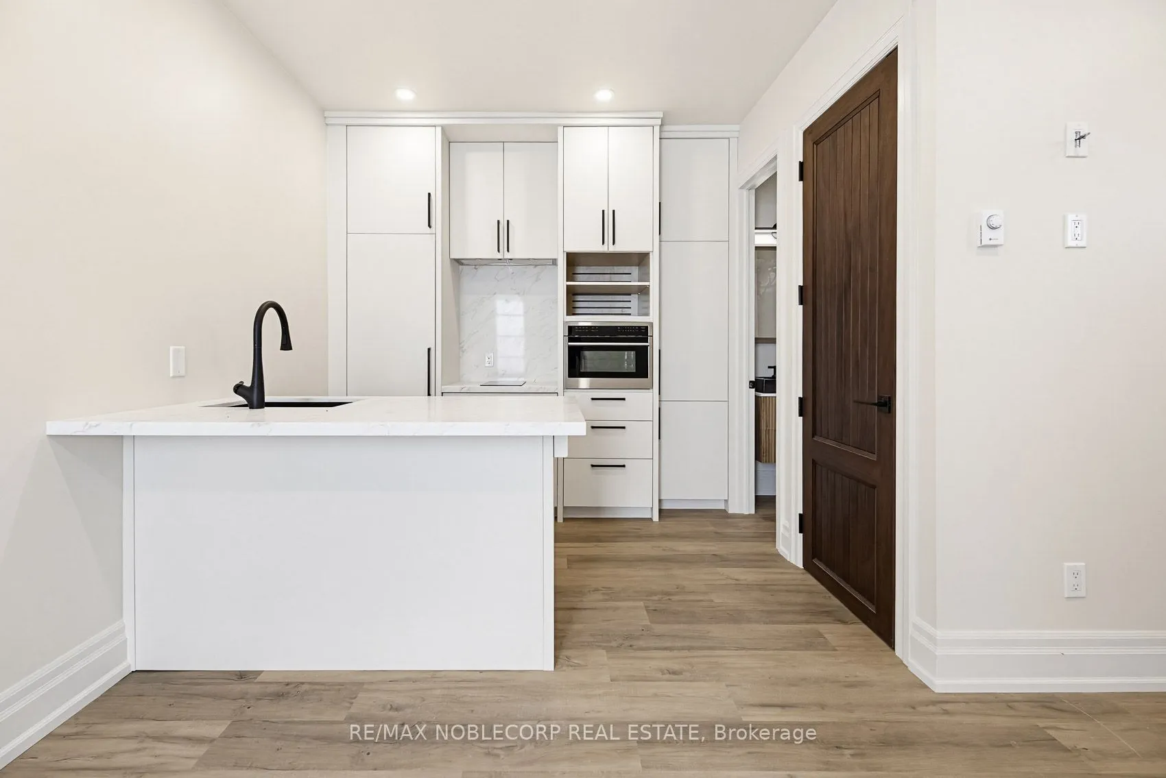 Link Property For Lease | E13110058