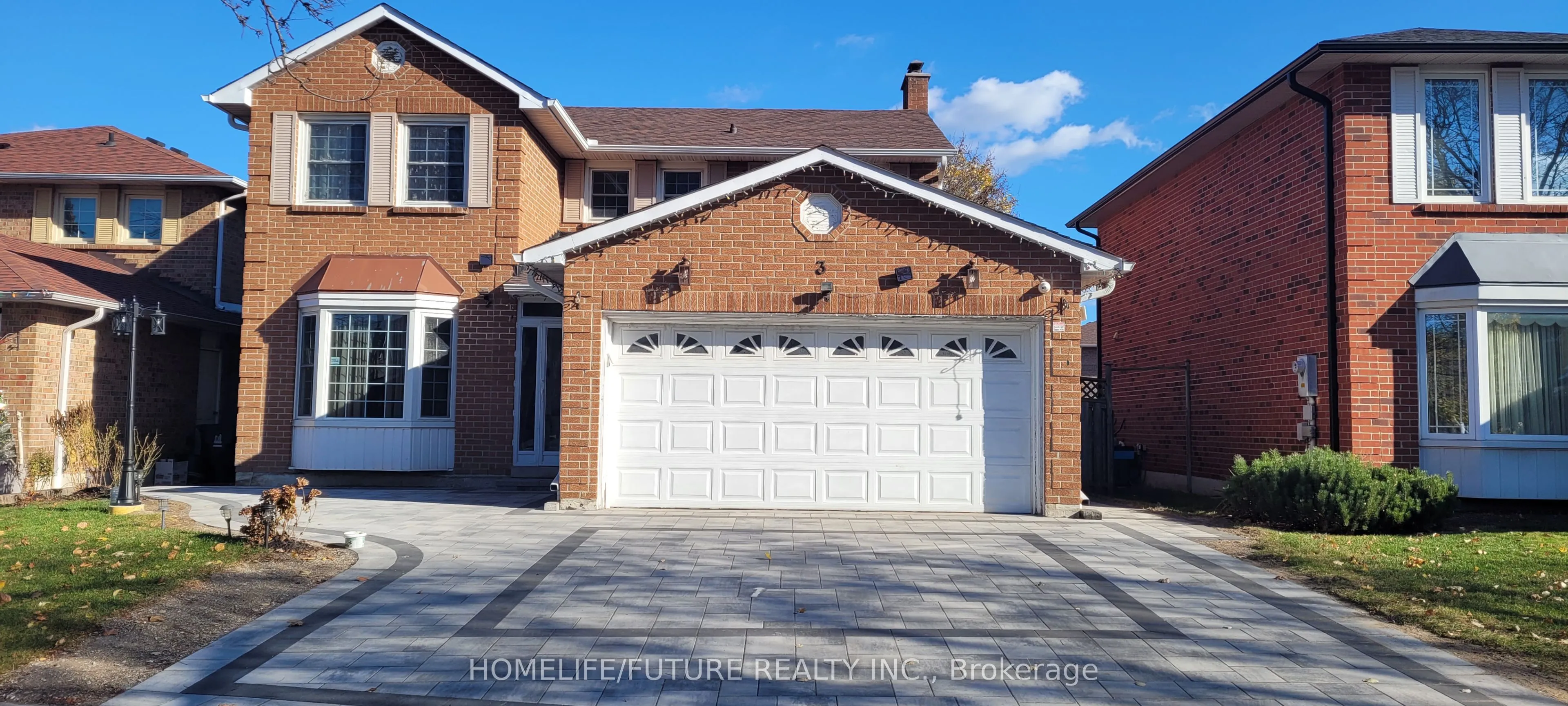 Detached Home For Lease | E13114172