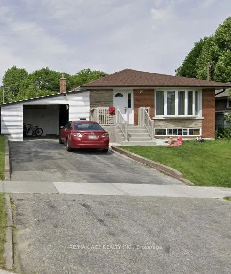 Detached Home For Lease | E13116362