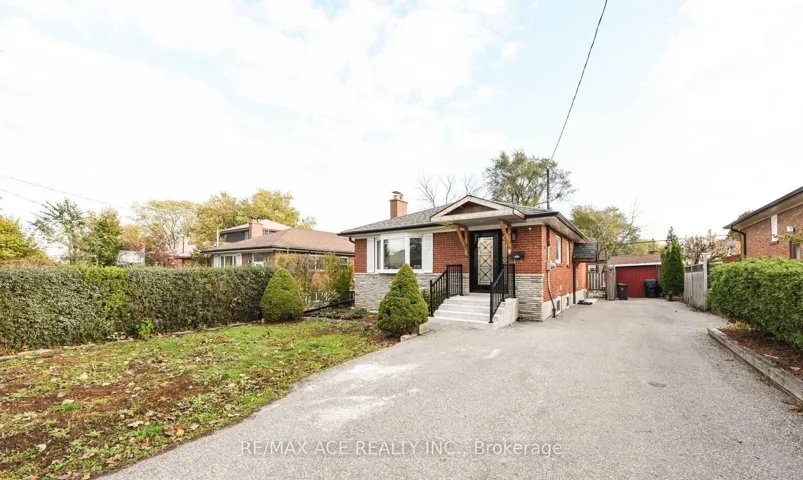 7 Ellie Drive, Toronto E09, ON M1G 2G8