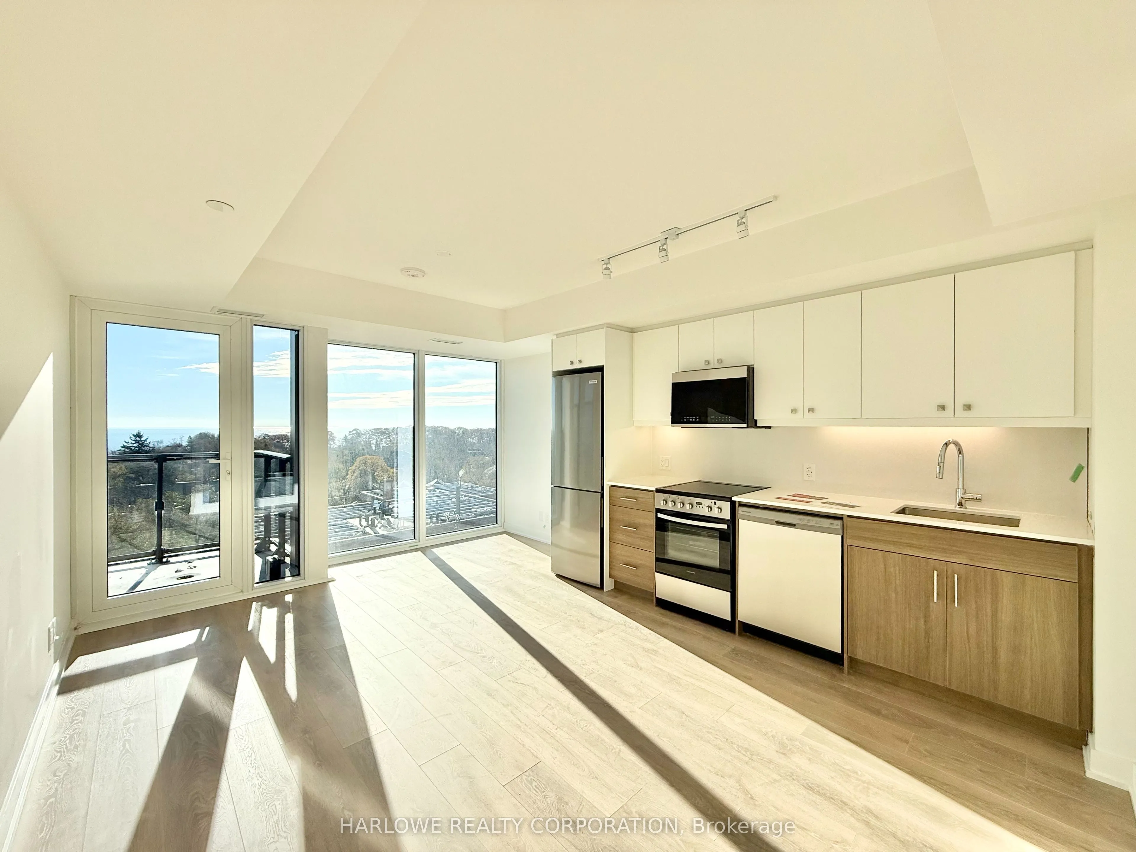Property For Lease | E13133952