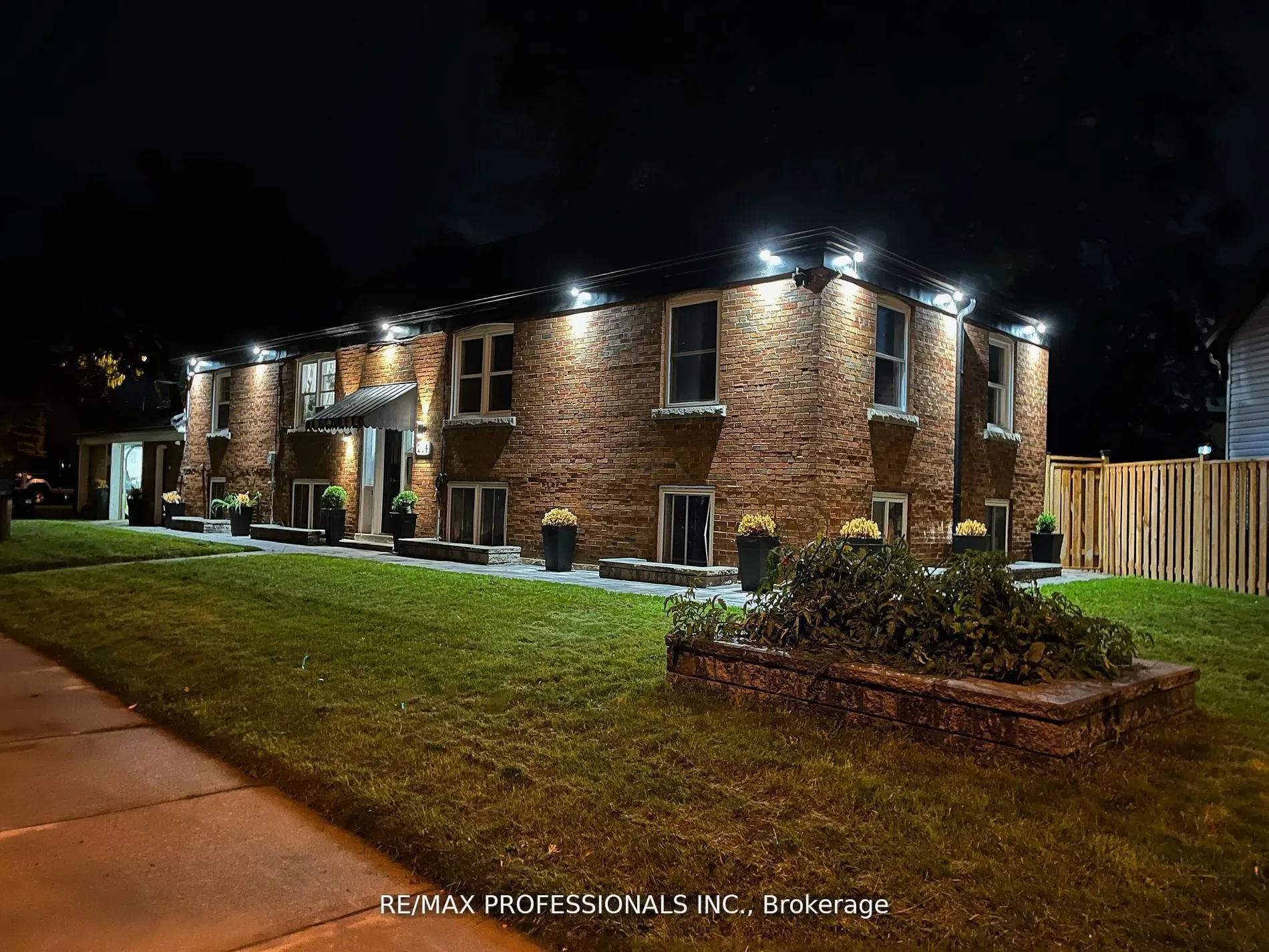 Property For Lease | E13135426
