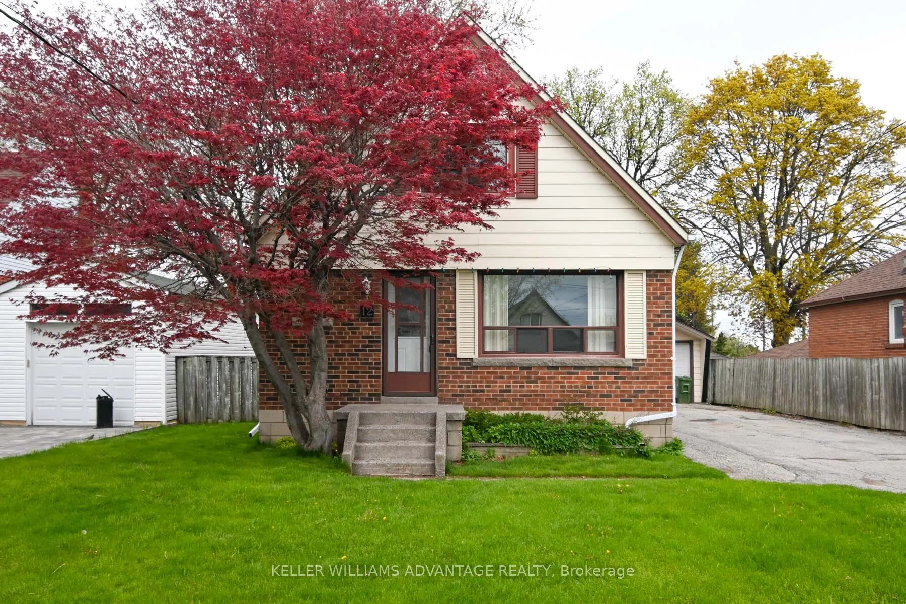 Detached Home For Lease | E13139402