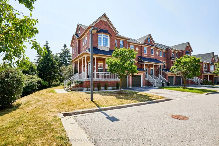End Unit Condo Townhouse Backing onto Greenspace!