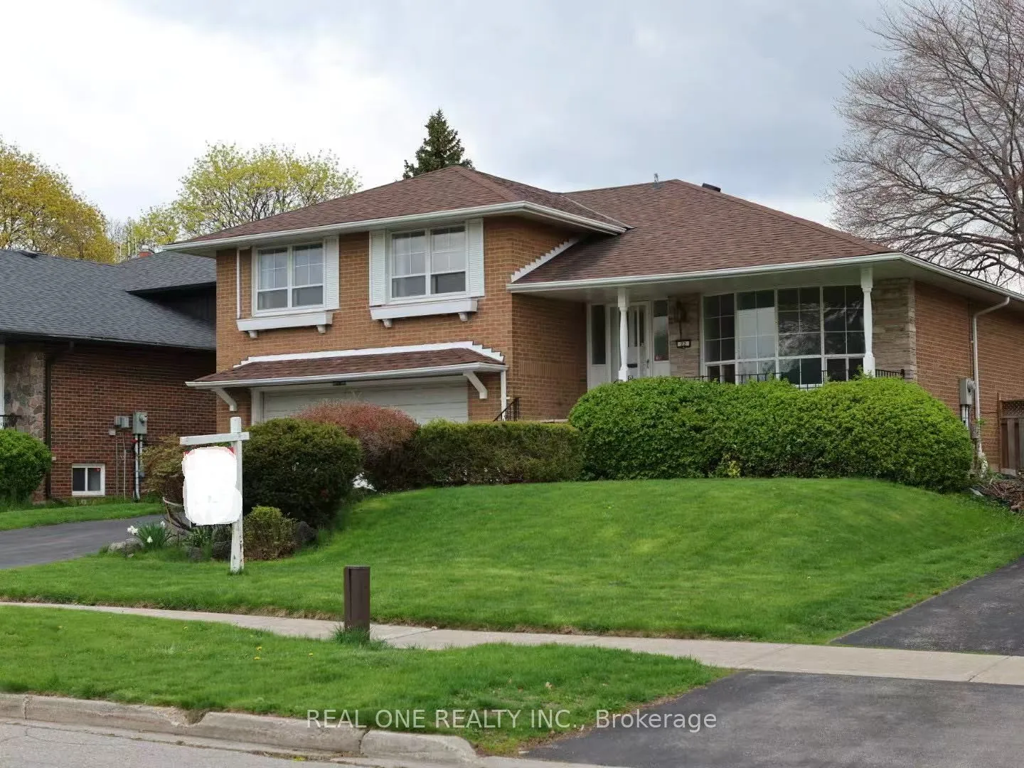 Detached Home For Sale | E13143098