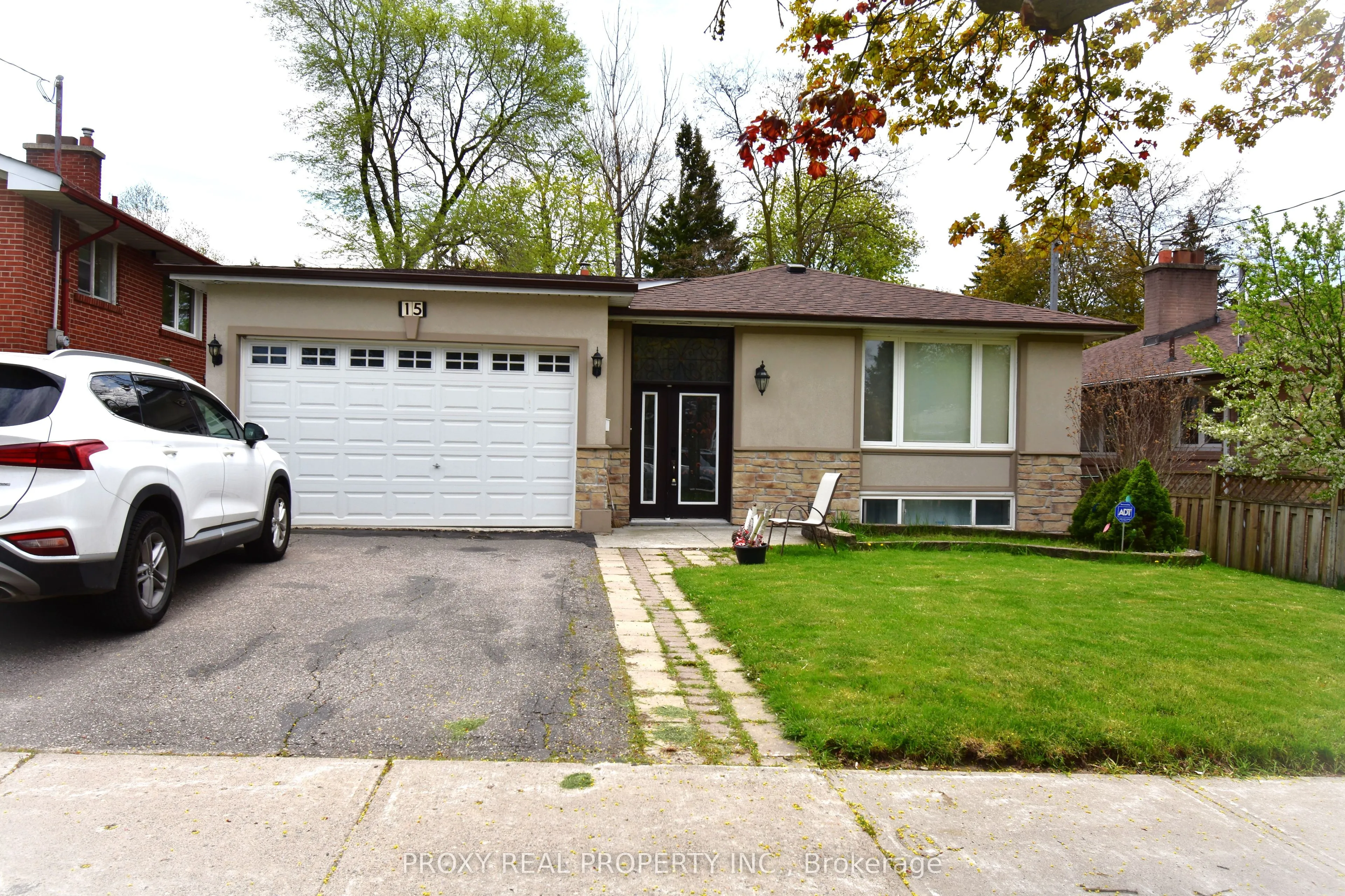 Detached Home For Lease | E13147130
