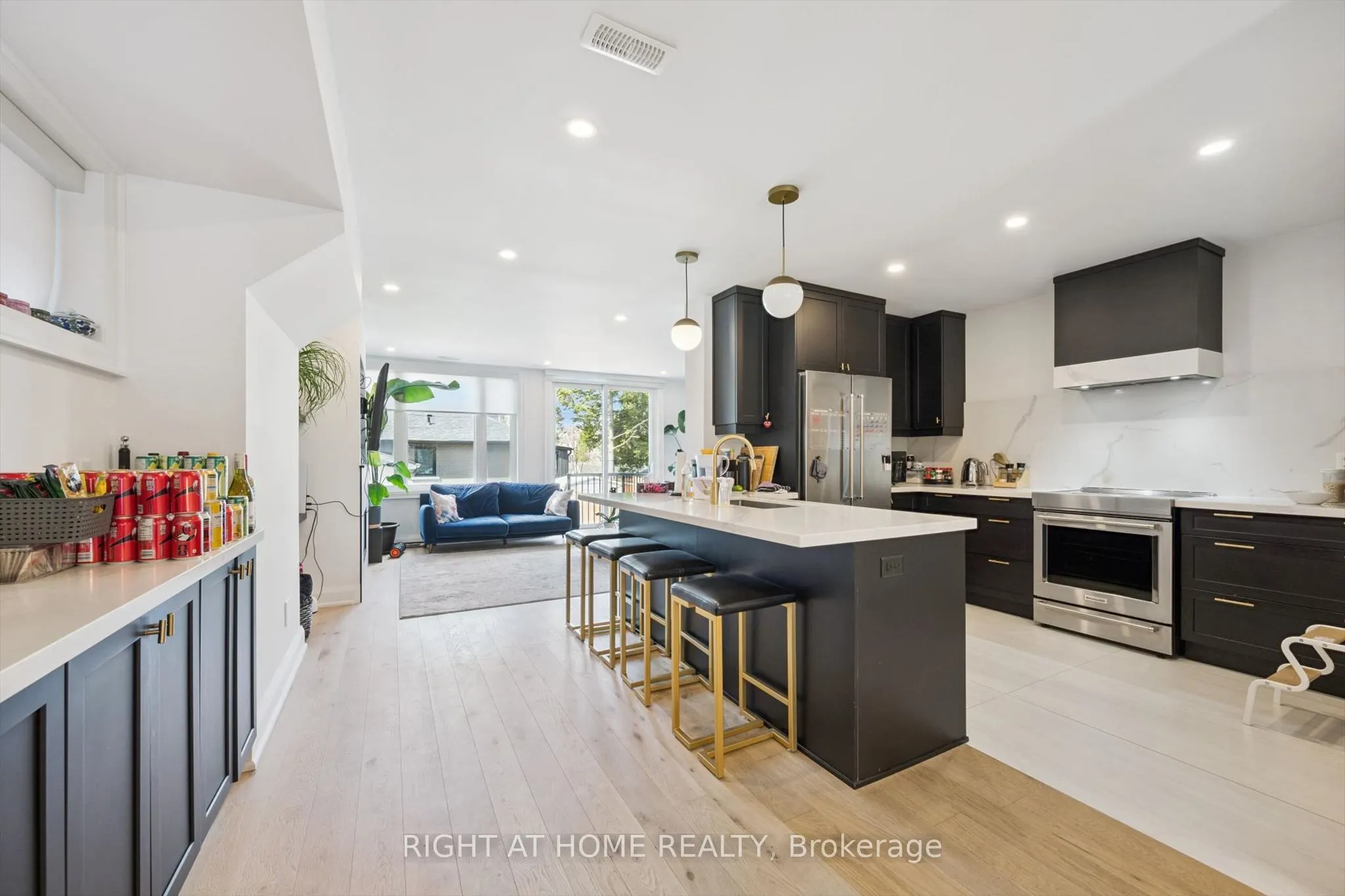 Detached Home For Sale | E13147296