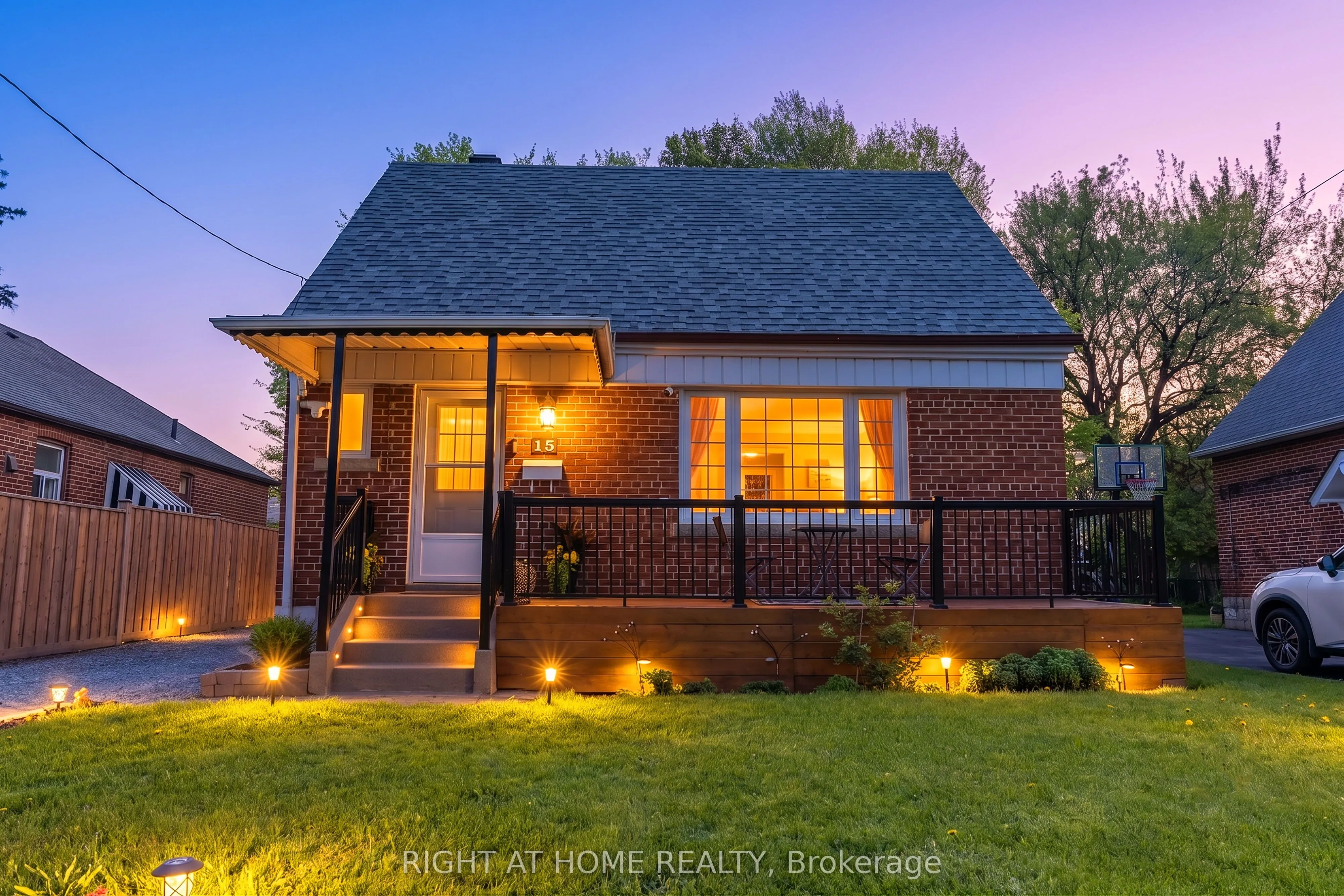Detached Home For Sale | E13147542