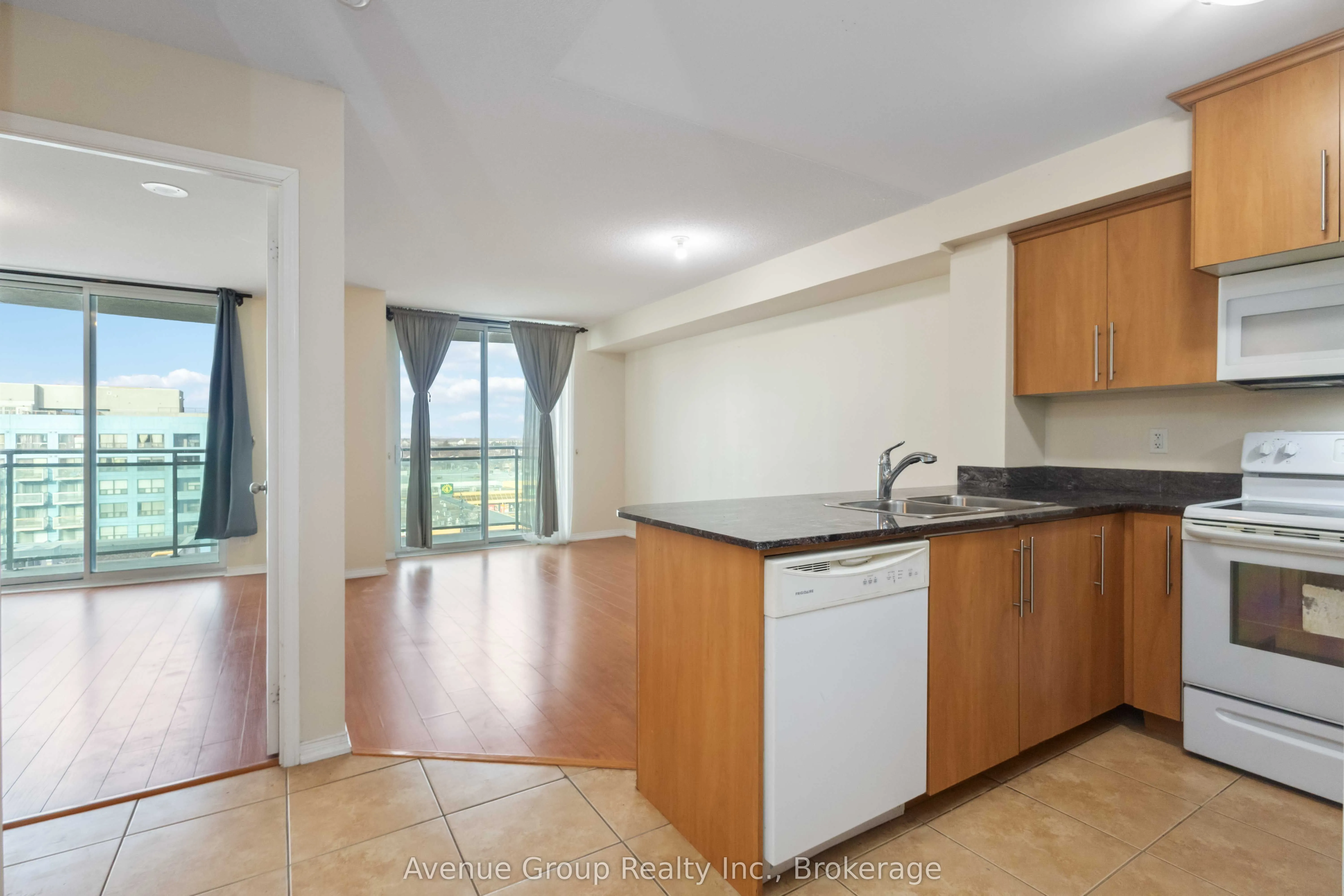 Property For Lease | E13155134