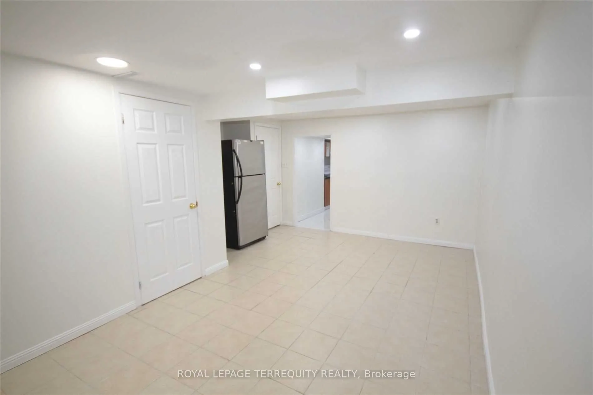 Semi-Detached Home For Lease | E13155856