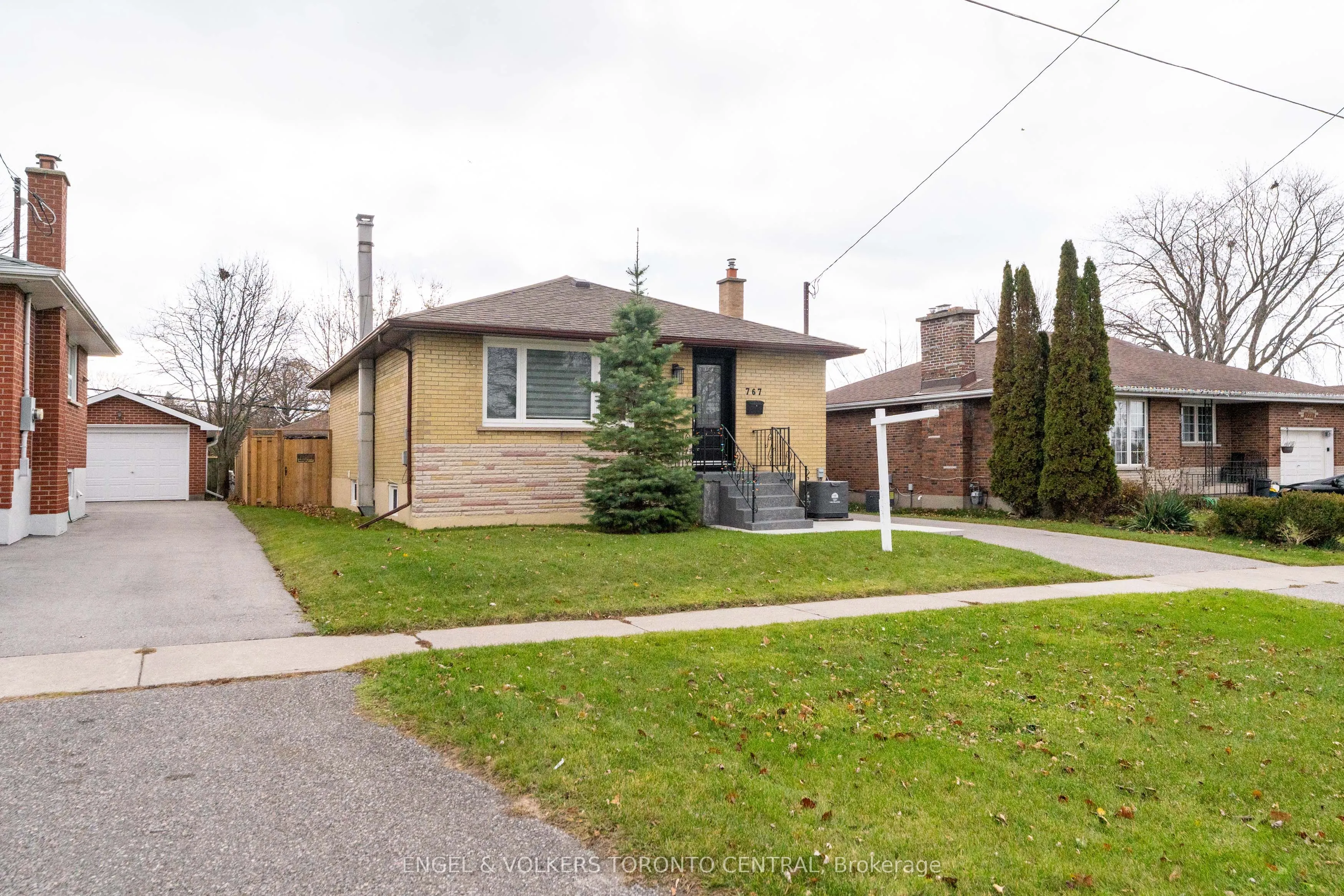 Detached Home For Sale | E13164902