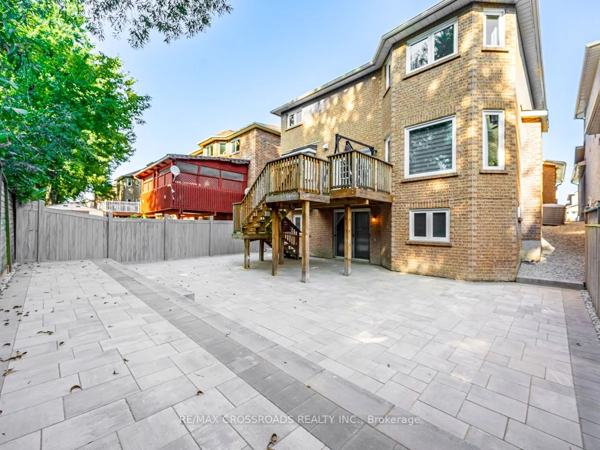 Detached Home For Lease | E13165836