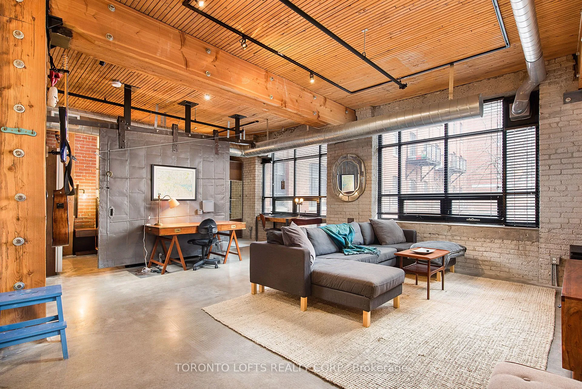 Property For Lease | E13169320