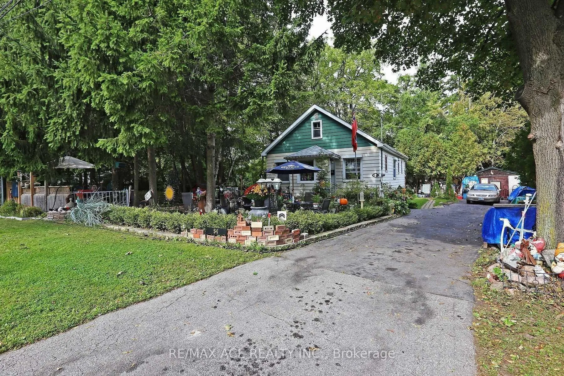 Detached Home For Lease | E13170872