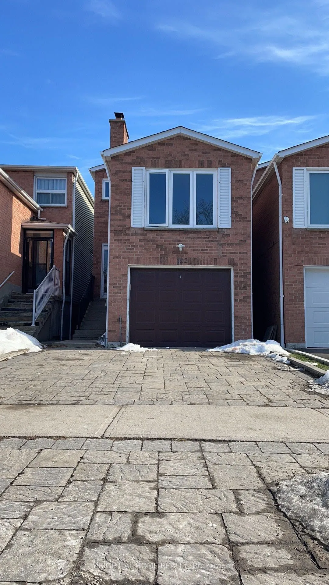 Detached Home For Lease | E13172234