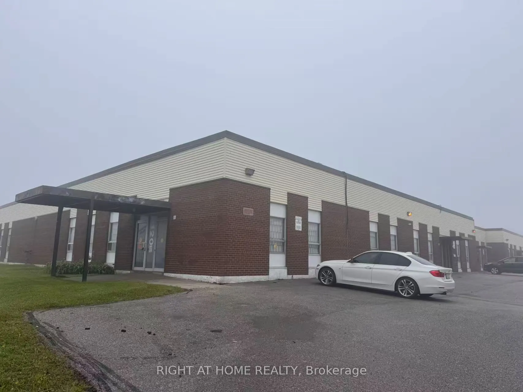 Industrial Property For Lease | E13173700