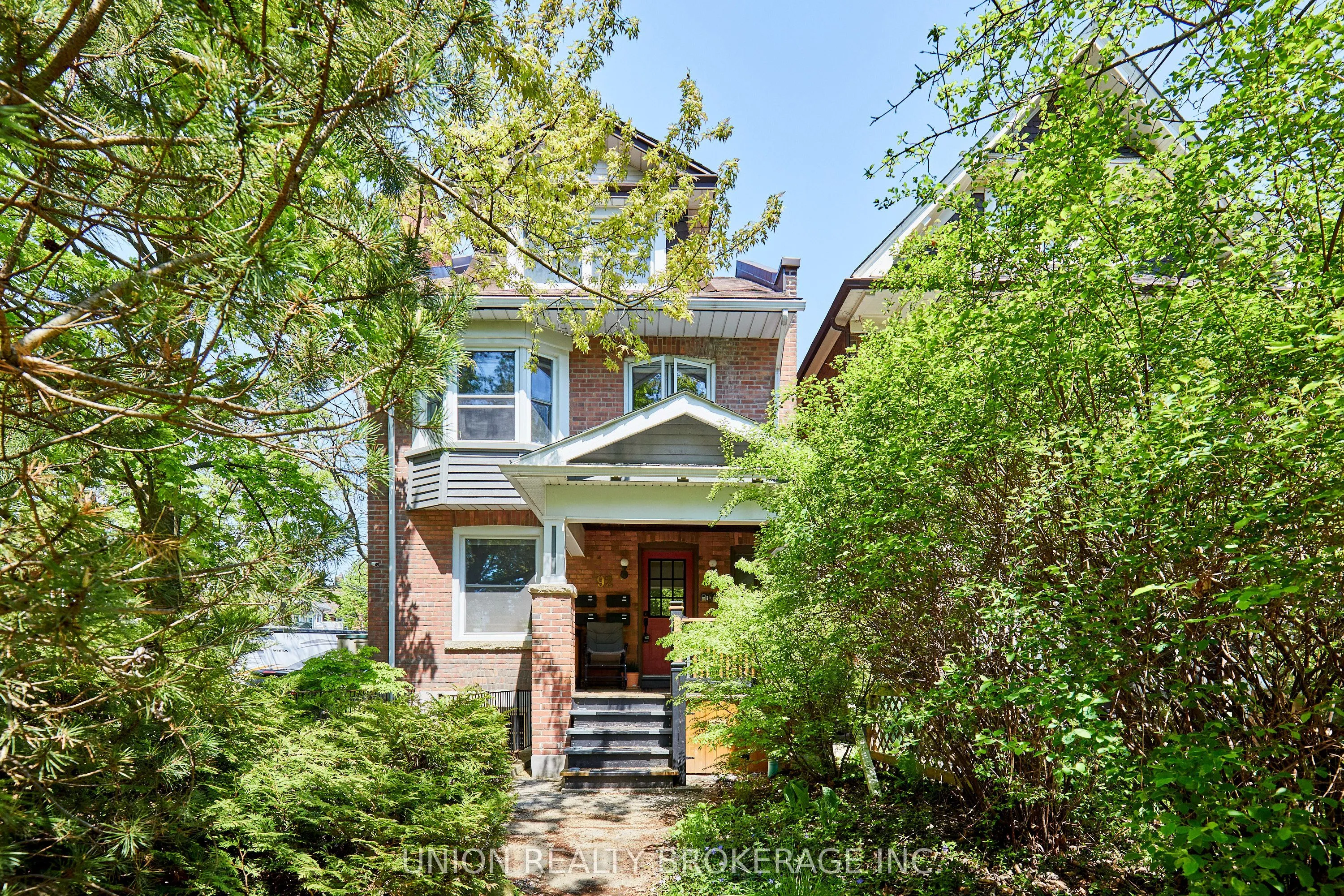 Triplex For Lease | E13174932