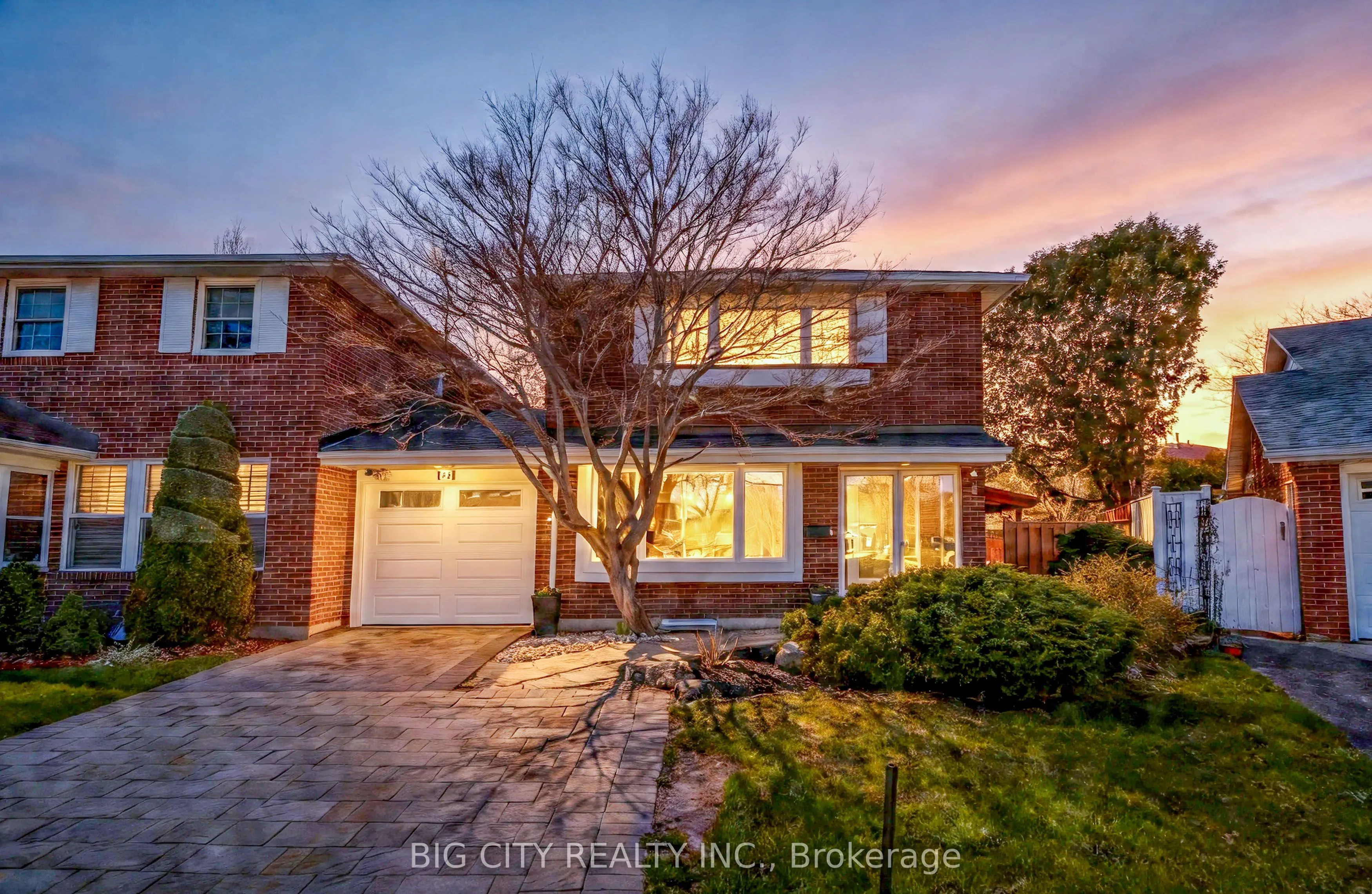 Detached Home For Lease | E13175184