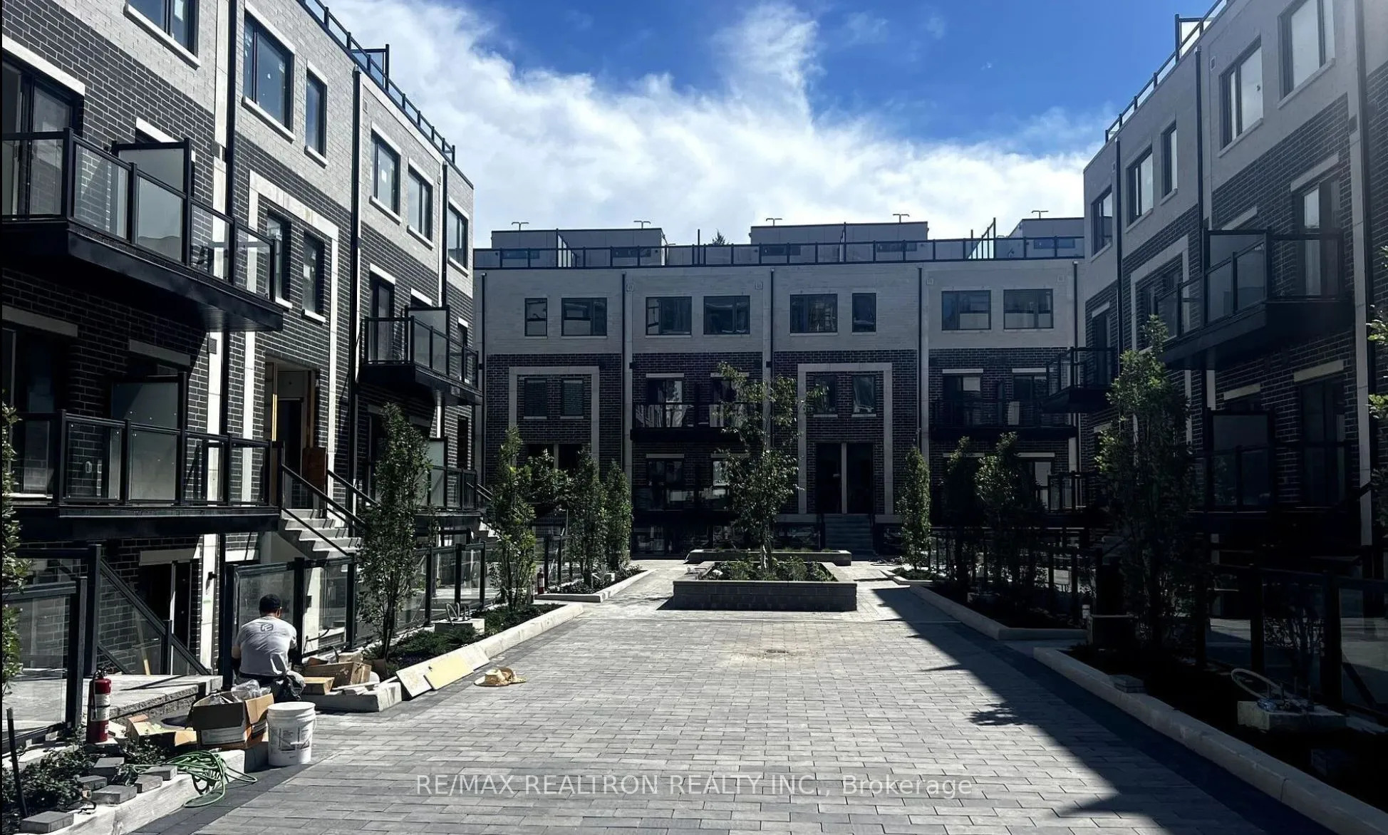 Property For Lease | E13184338