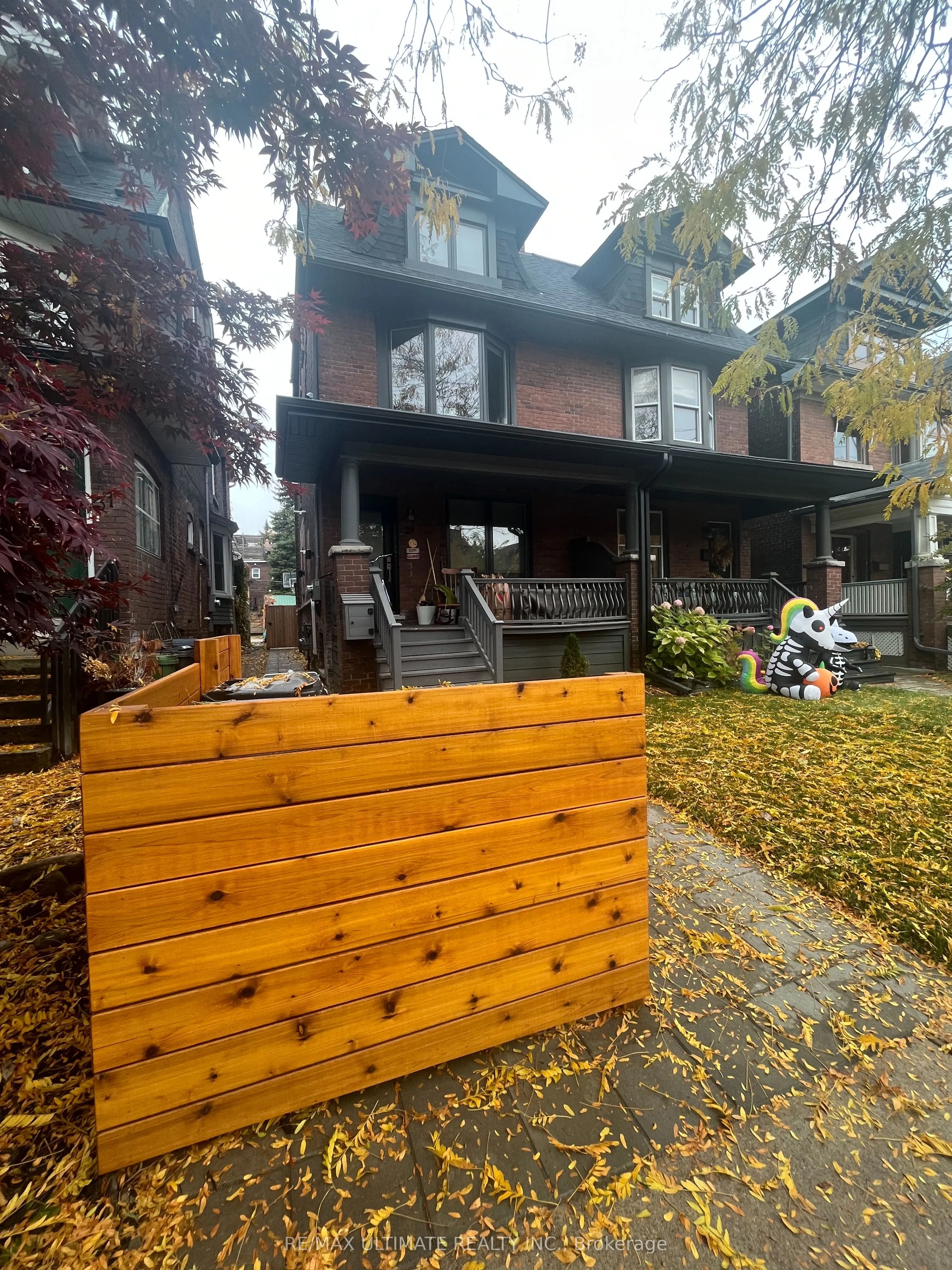 Semi-Detached Home For Lease | E13186676