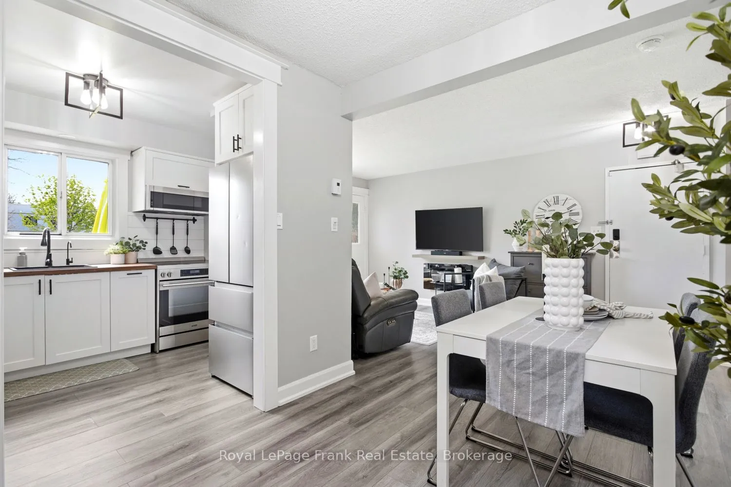 Property For Sale | E13189984