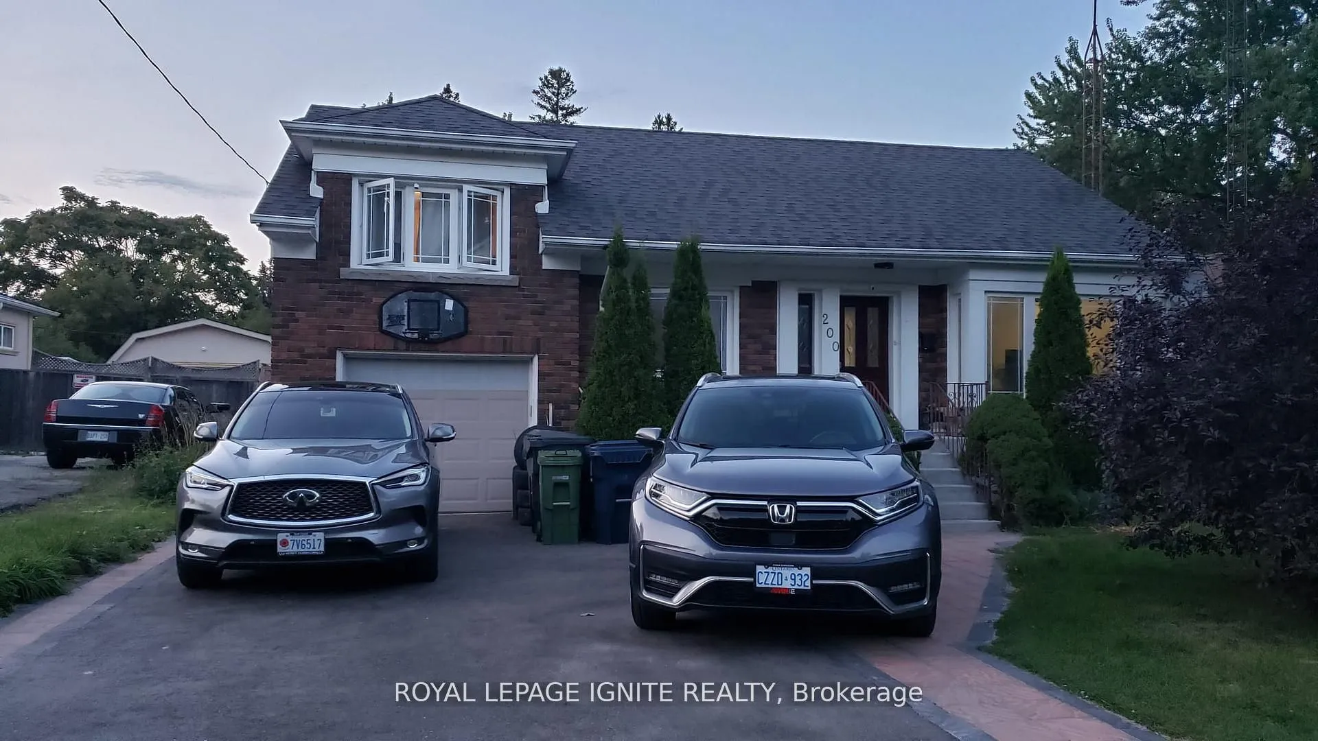 Detached Home For Lease | E13209670