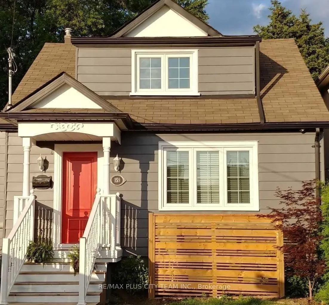 Detached Home For Lease | E13213094