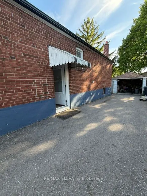 Detached Home For Lease | E13215560