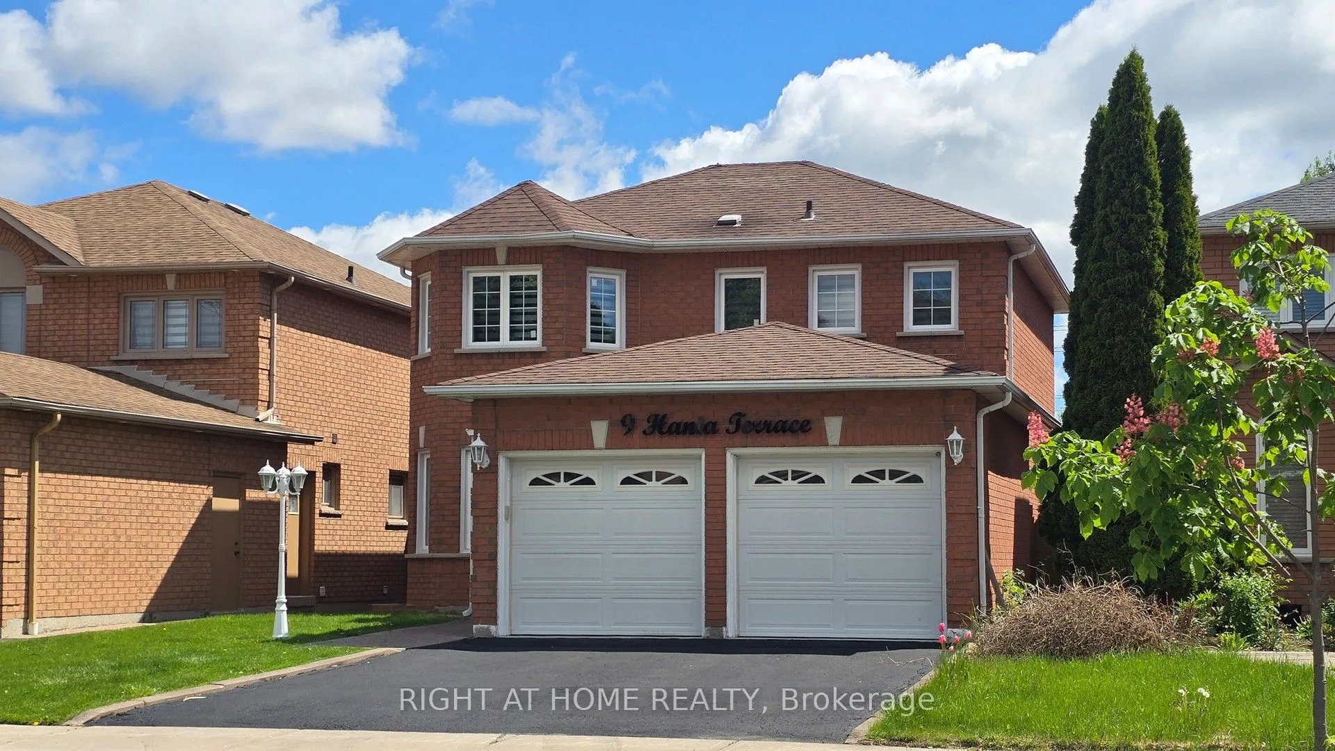 Detached Home For Sale | E13216466