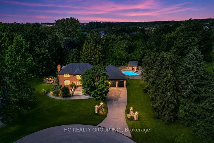 12 Bunting Court, Ajax, ON L1T 3S5