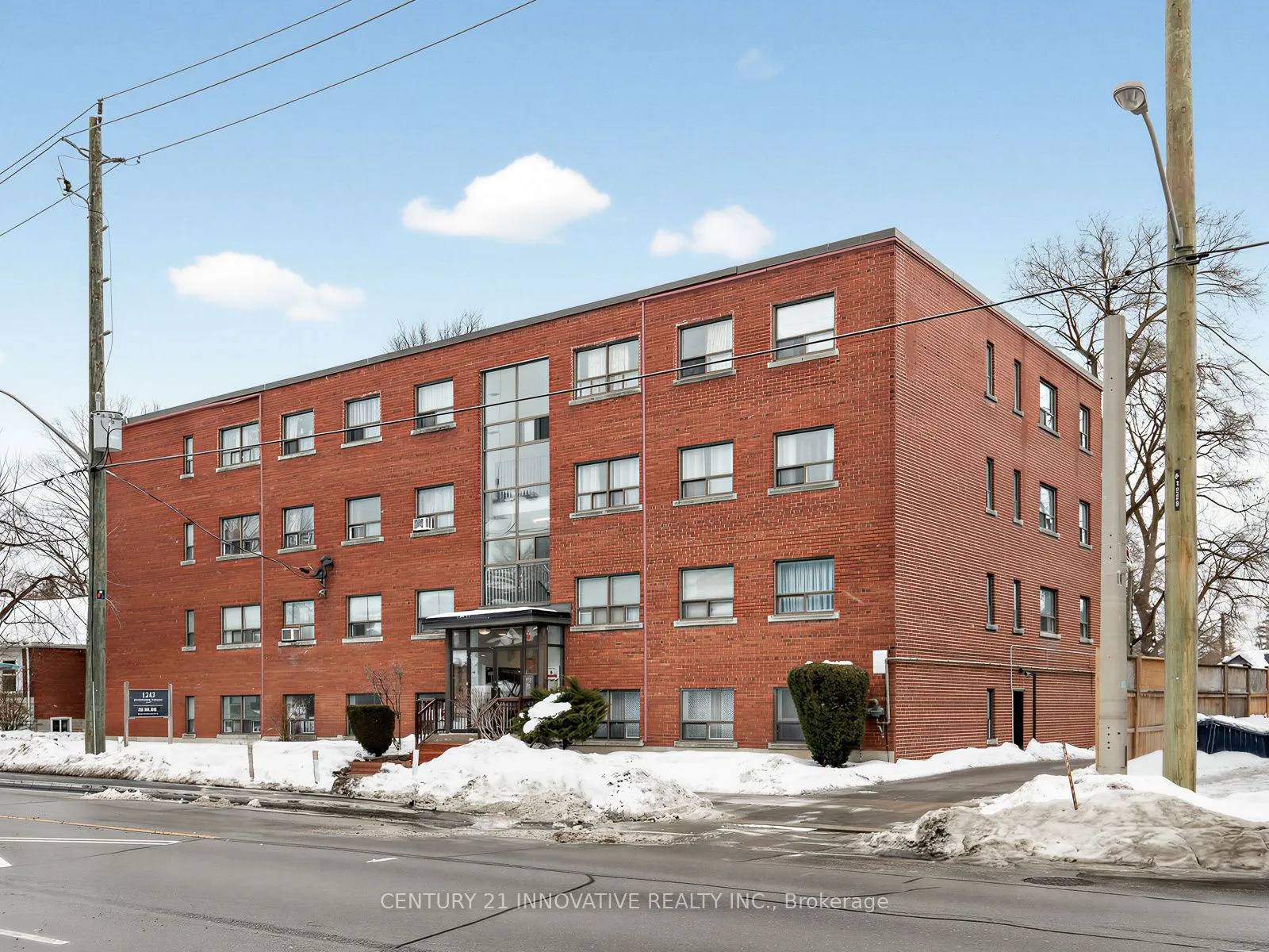 Multiplex For Lease | E13218542