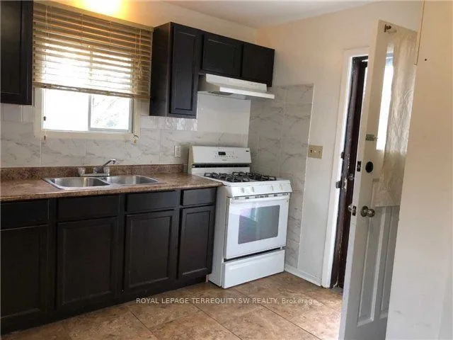 Detached Home For Lease | E13220780